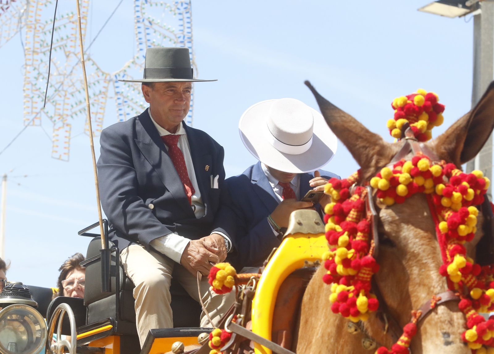 El ambiente del lunes de la Feria de Córdoba, en imágenes