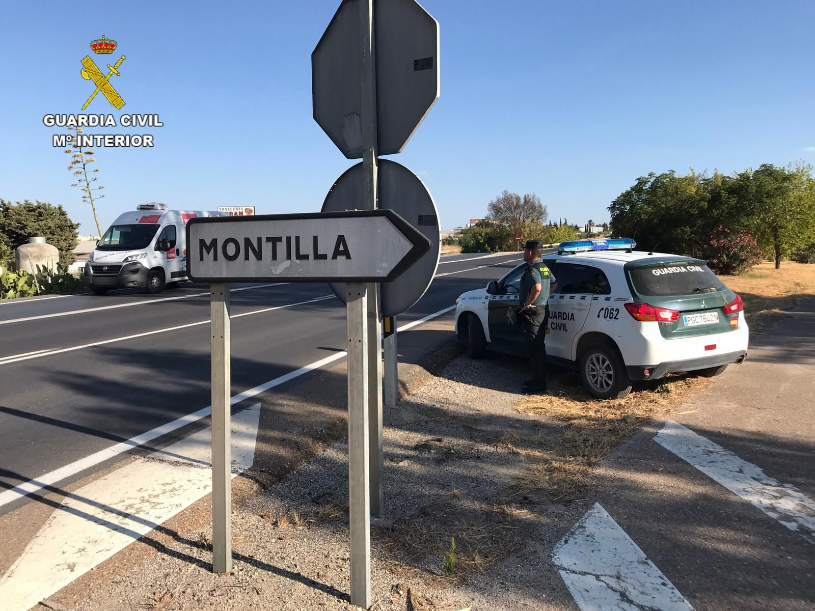 Un agente de la Guardia Civil de Montilla Un agente de la Guardia Civil de Montilla