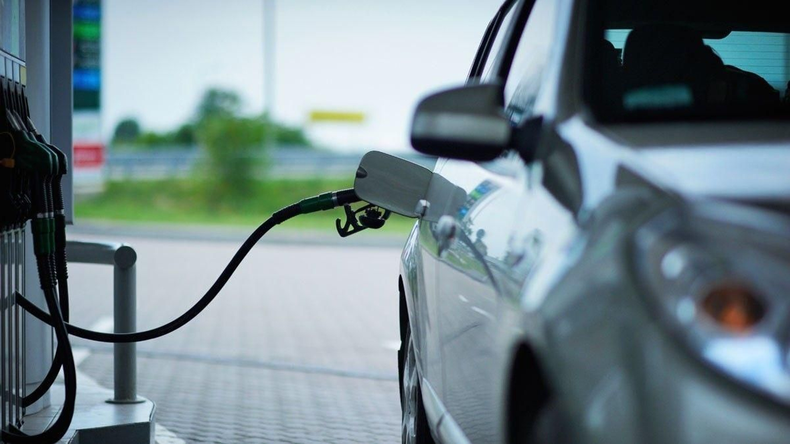 Imagen de un surtidor de gasolina.