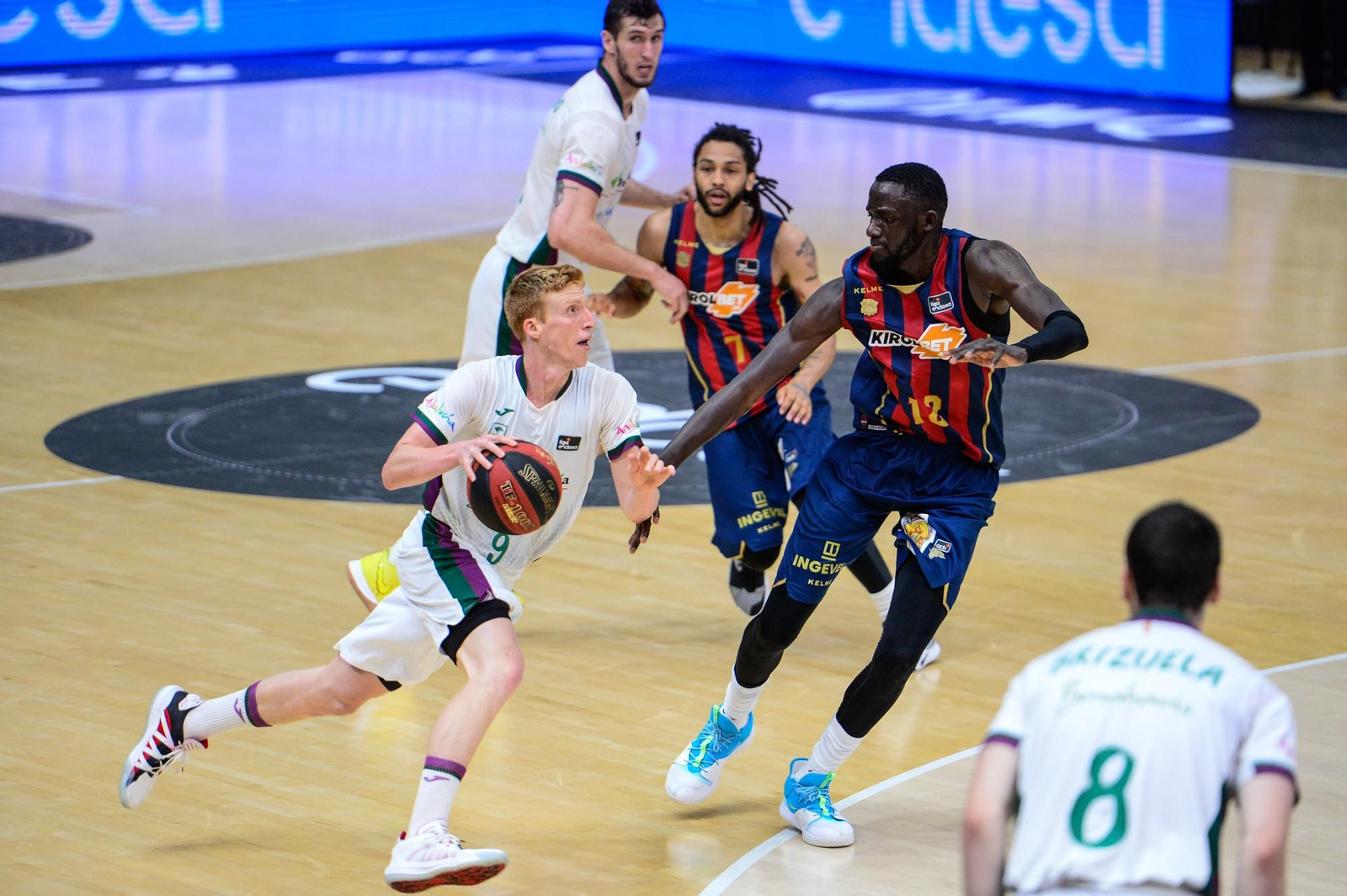 El Baskonia-Unicaja, en fotos