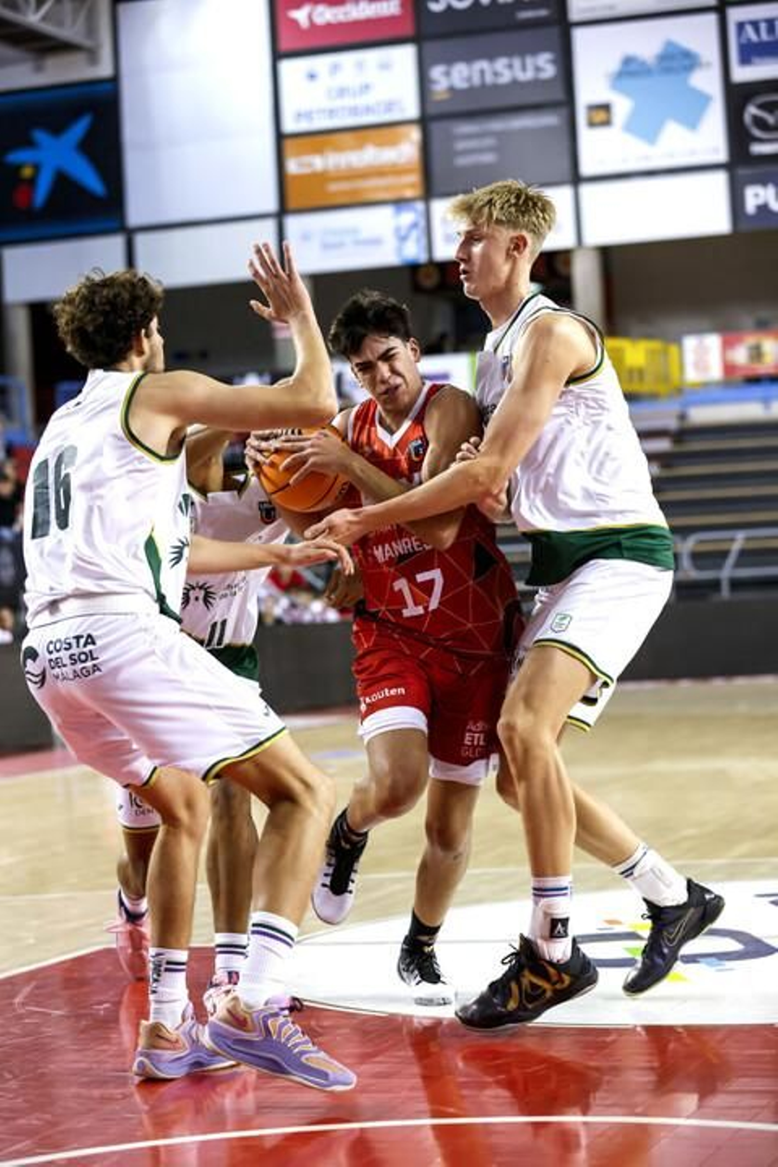 Liga U22: El Unicaja rozó la épica en Manresa con Moller y Butajevas descomunales
