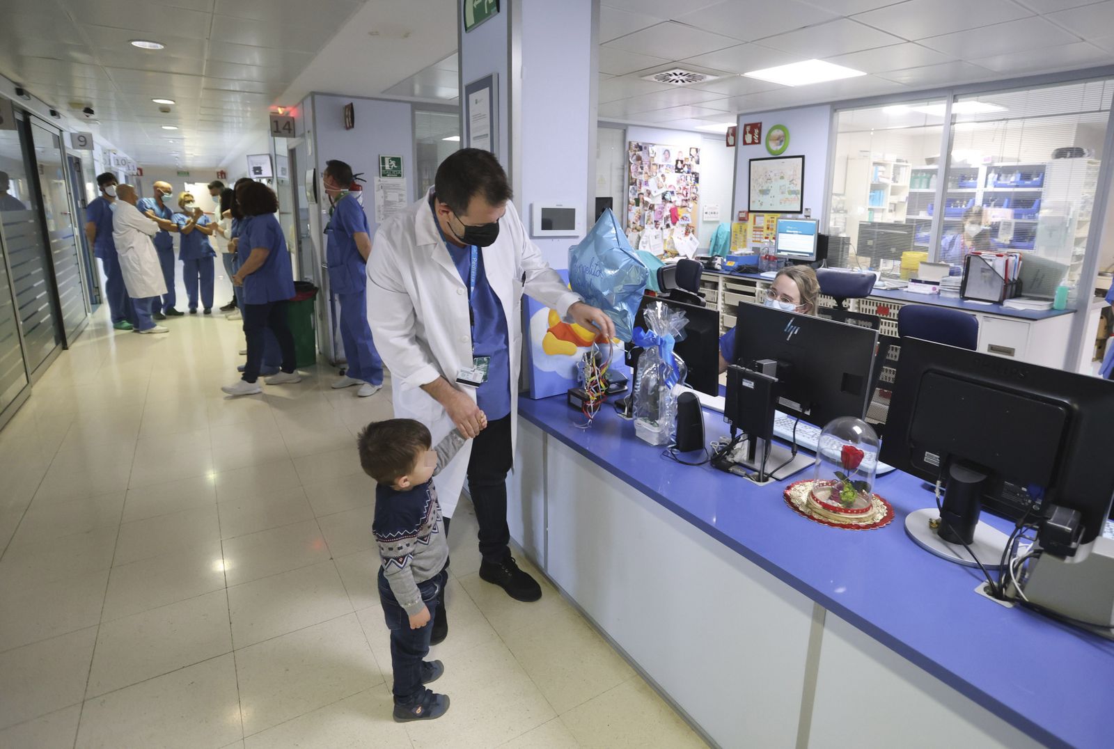 Las fotos de Pablo, el niño de Burgos que salvó su vida gracias a profesionales del Materno de Málaga
