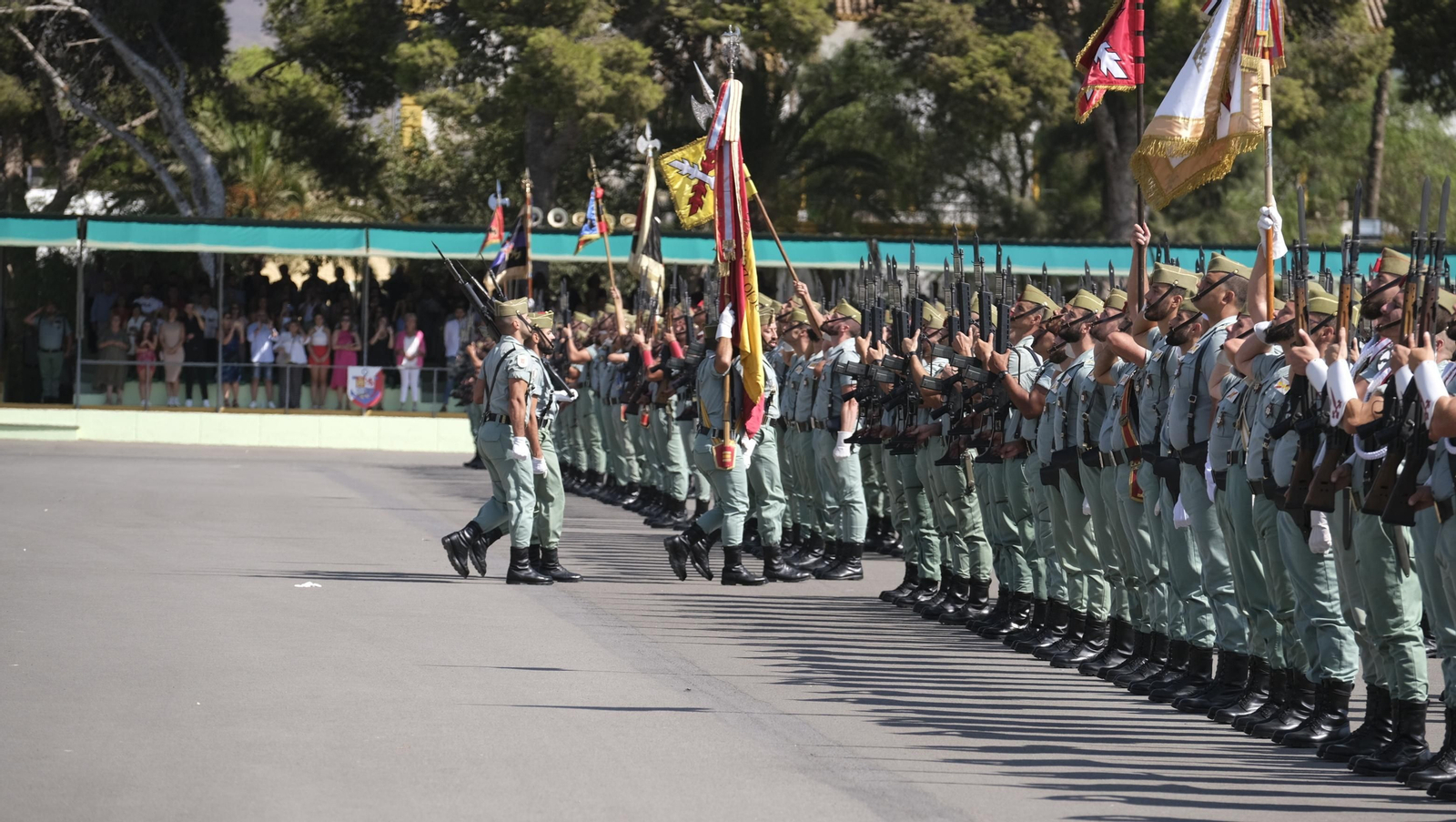 Imágenes del 102 aniversario de La Legión en Almería