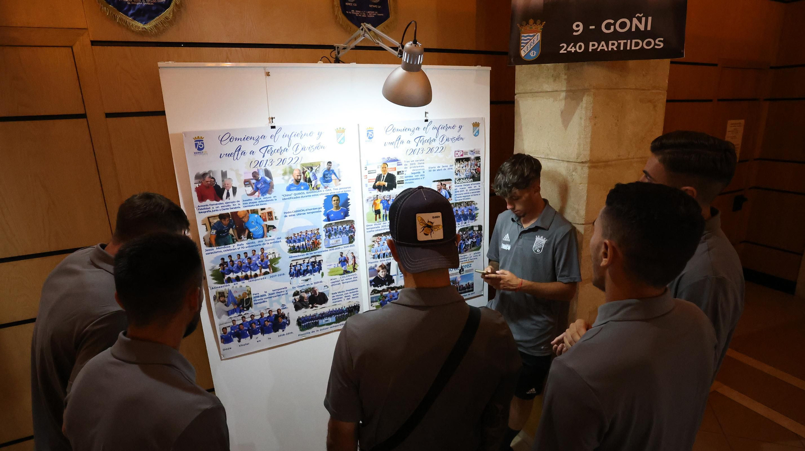 Inauguración de la exposición por el  75 aniversario del Xerez CD