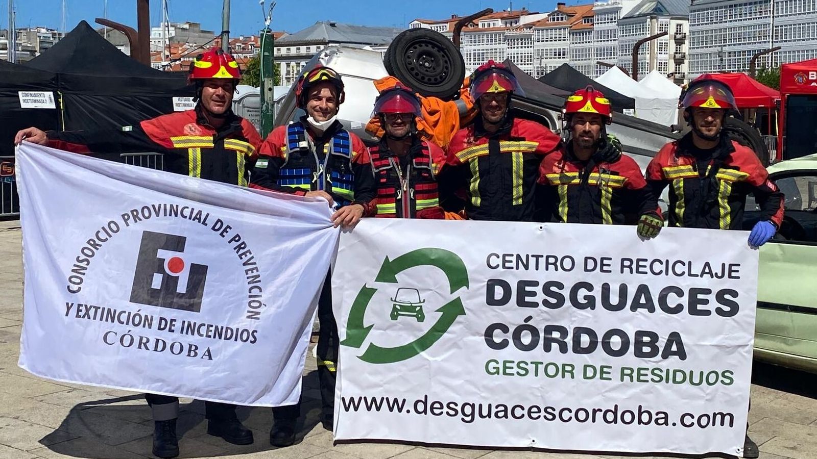 Los seis bomberos cordobeses que forman el ERAT que ha competido en La Coruña.
