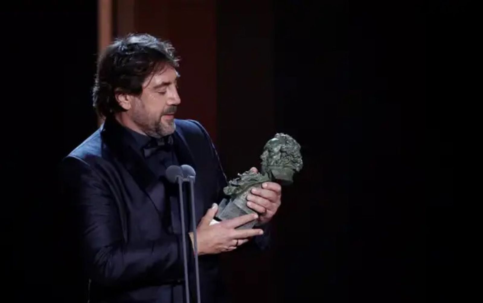 Javier Bardem con el Goya a mejor actor.