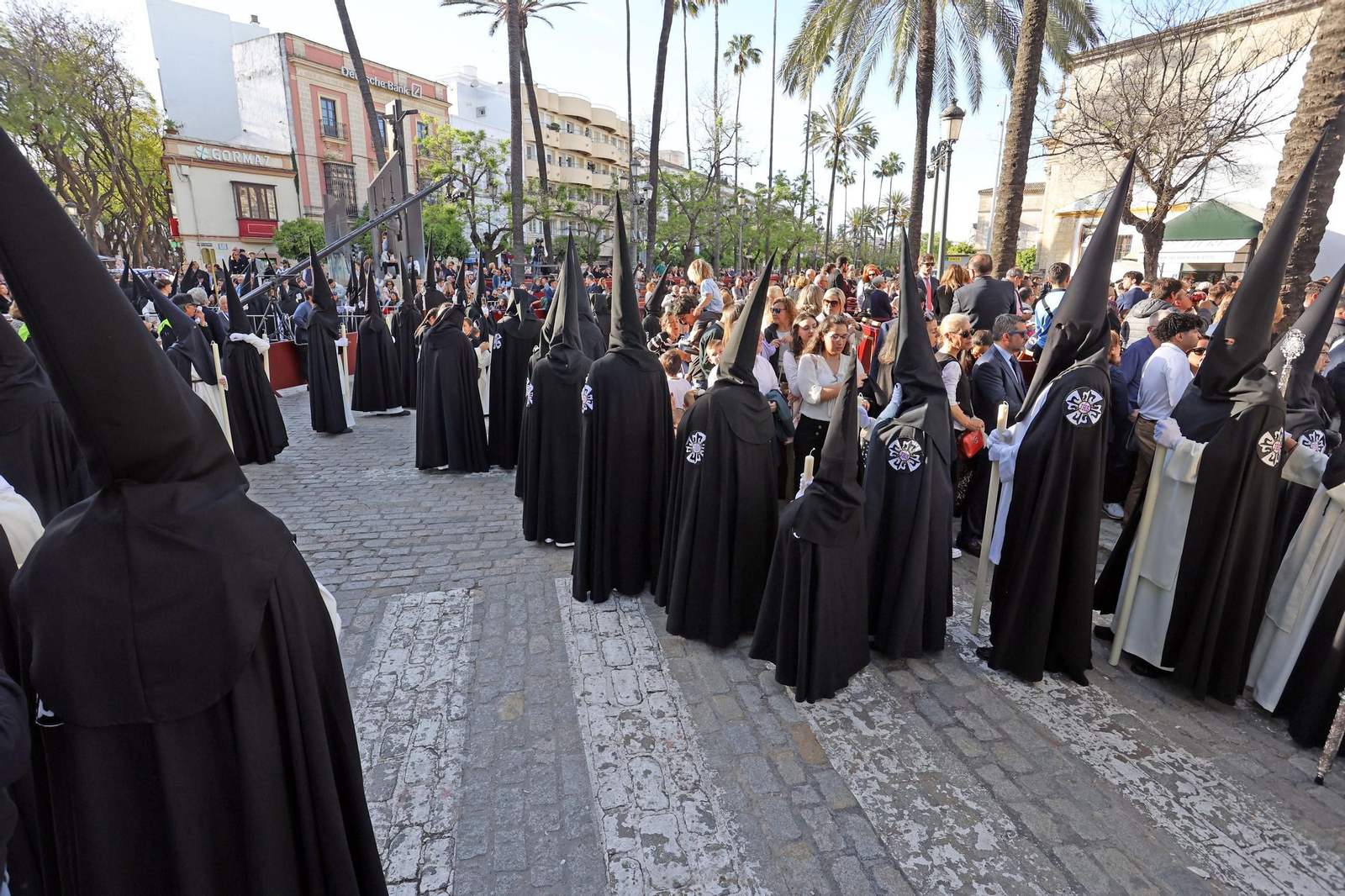 Imágenes de la Hermandad de la Oración en el Huerto del Jueves Santo de Jerez 2025
