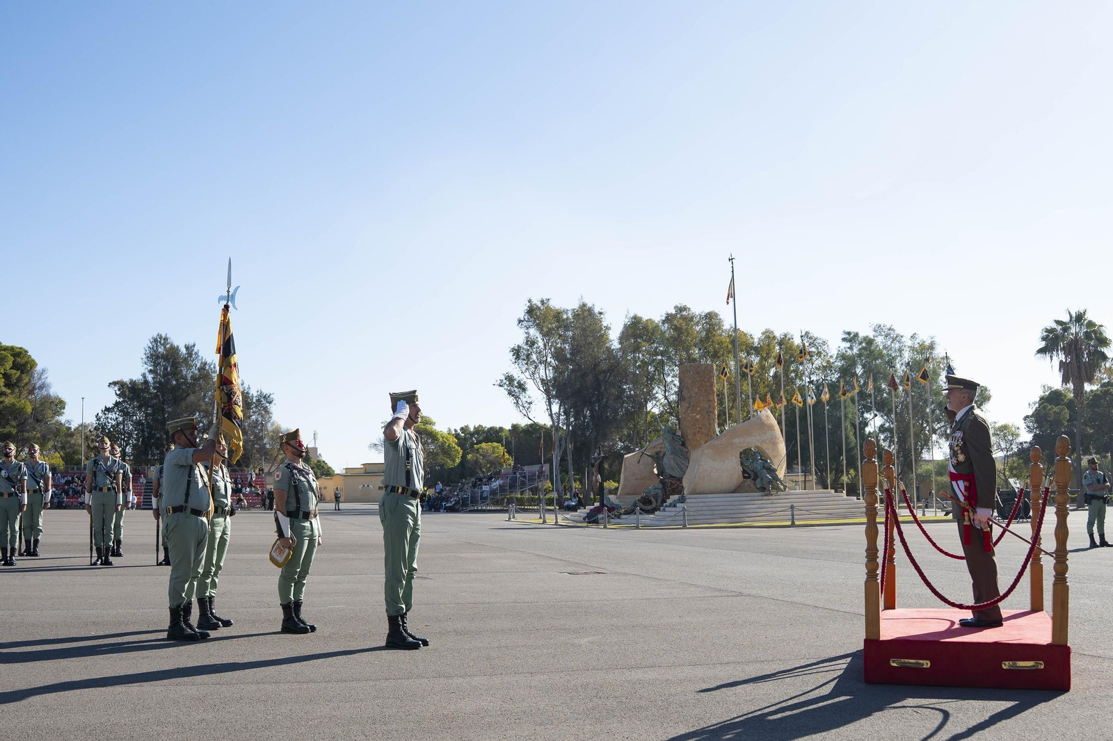 Así conmemora el día de la Inmaculada Concepción la Brigada de la Legión en Almería y despide al contingente que parte a Eslovaquia