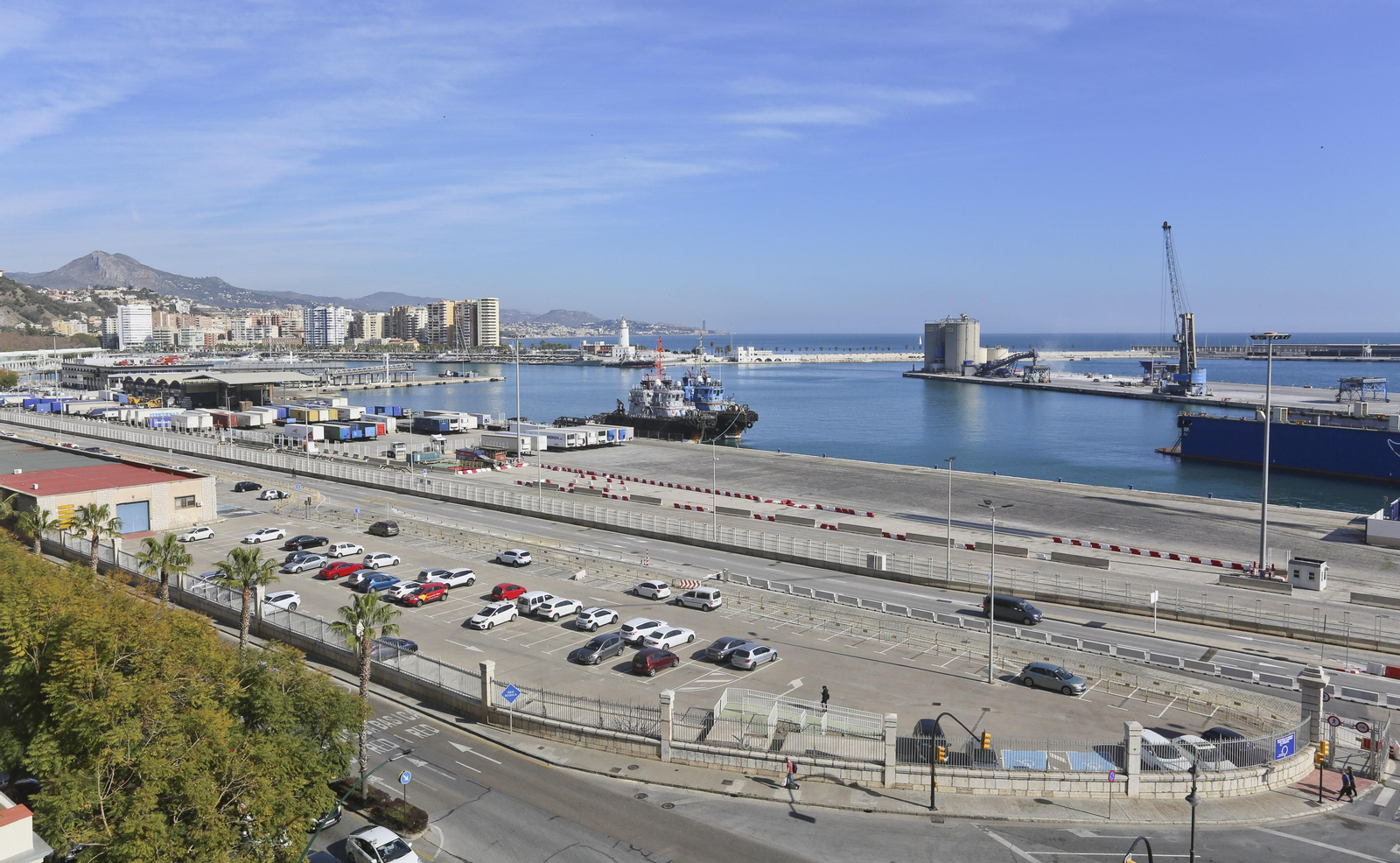 Vista de parte de los suelos de Muelle Heredia.