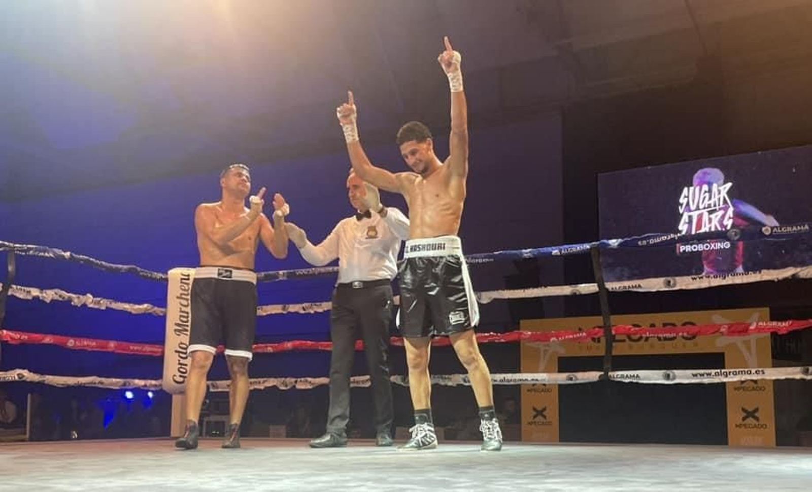 El boxeo enamora en una velada histórica en Jaén, en imágenes