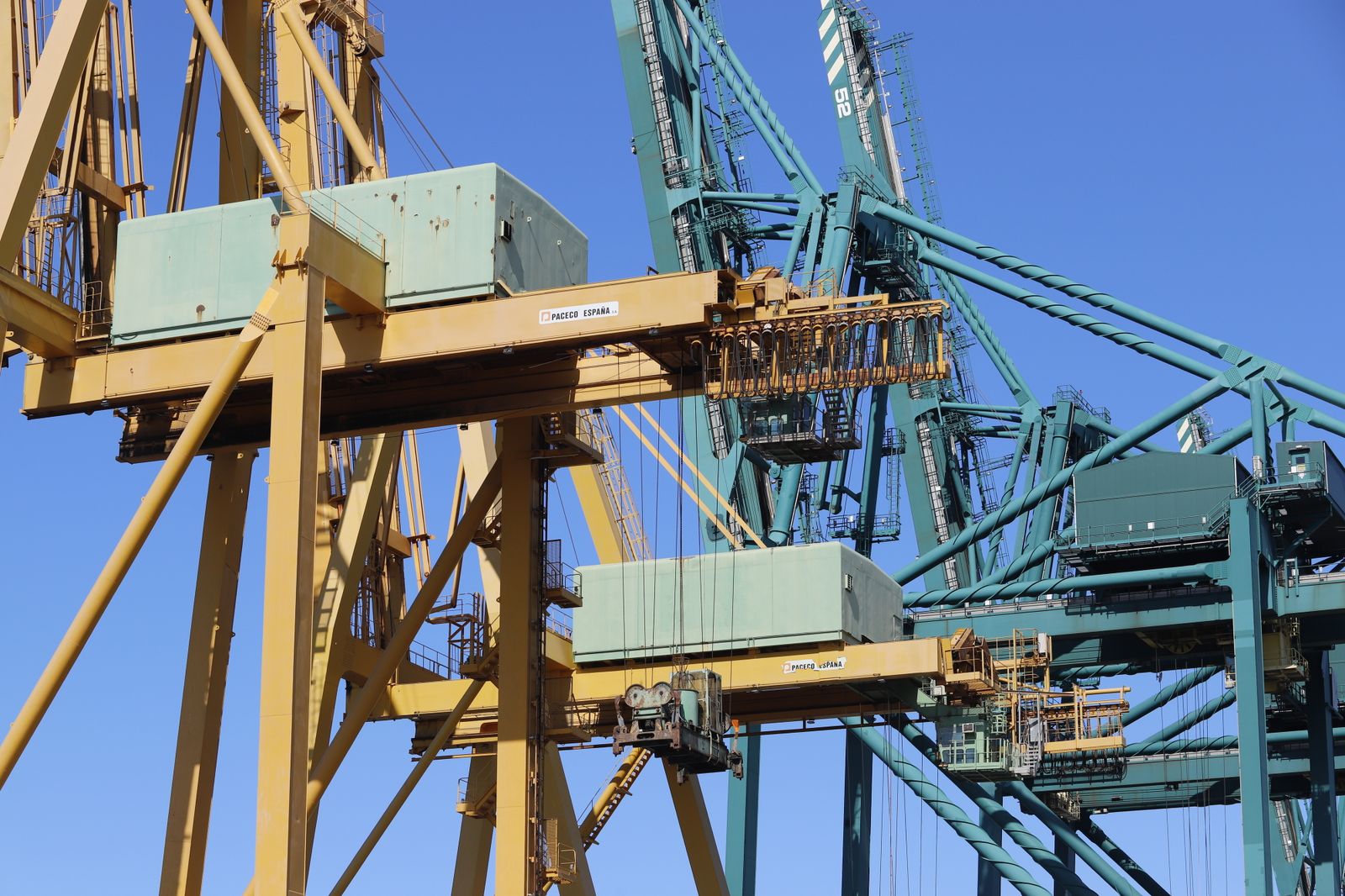 Las imágenes más destacadas del jueves 7 de abril en Huelva