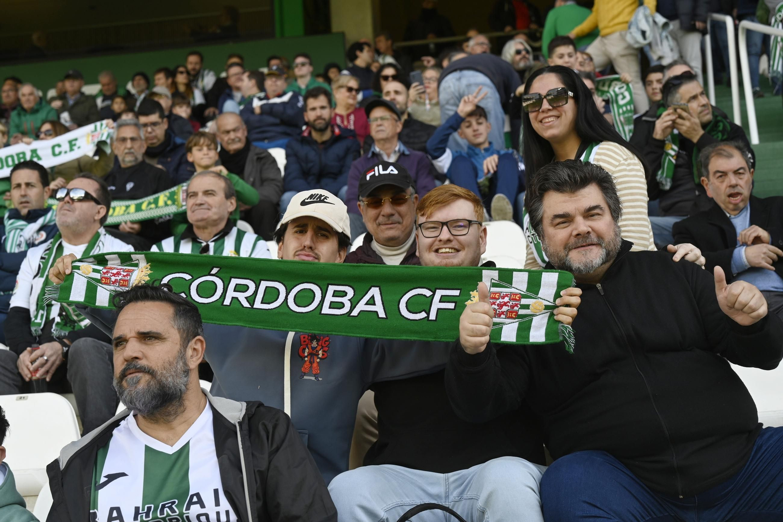 Las mejores fotos del ambiente en El Arcángel para el Córdoba CF - Eibar