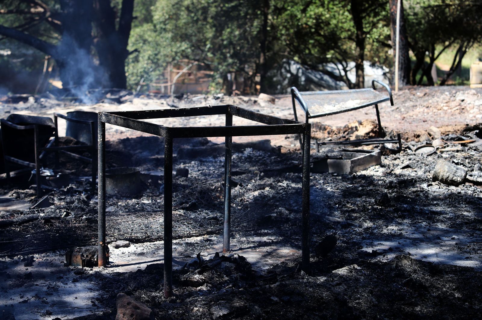 Imágenes del incendio de chabolas en Lucena del Puerto