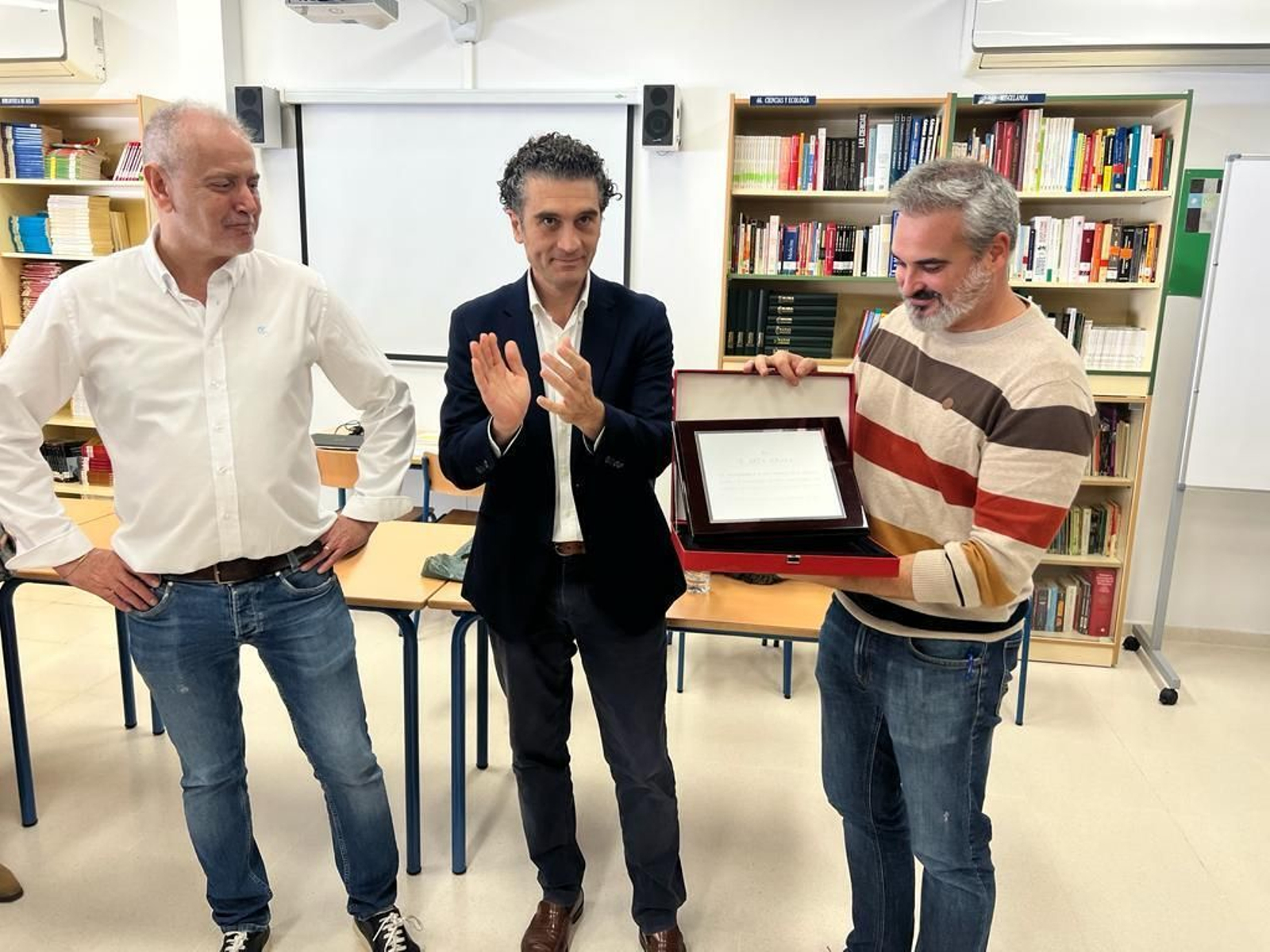 Los alumnos de la promoción 89-93 del Asta Regia celebran el 30 aniversario de su graduación. Los alumnos de la promoción 89-93 del Asta Regia celebran su 30 aniversario