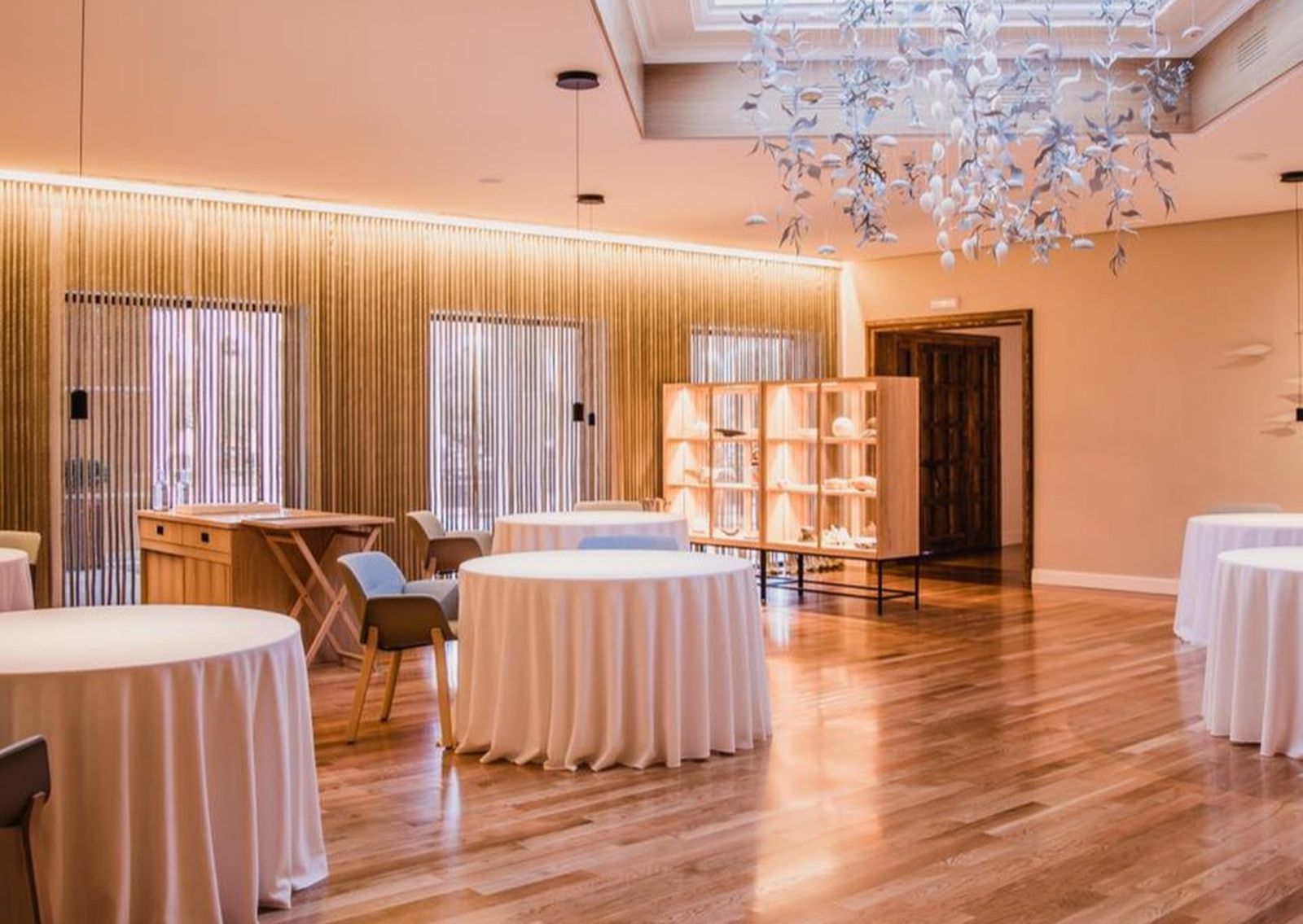 Restaurante Alevante by Ángel León (Chiclana) / Dos Soles