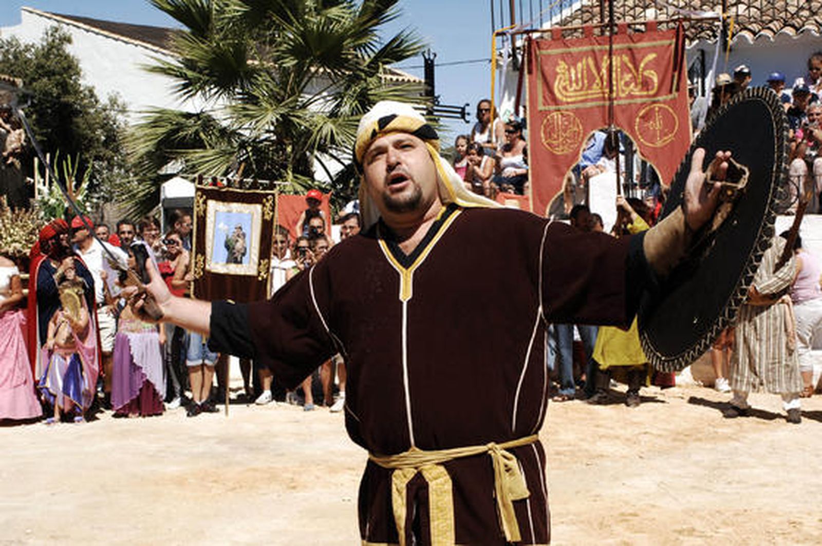 Benamahoma recrea la lucha entre ambos grupos durante la Reconquista en el fin de semana

Foto: Ramon Aguilar