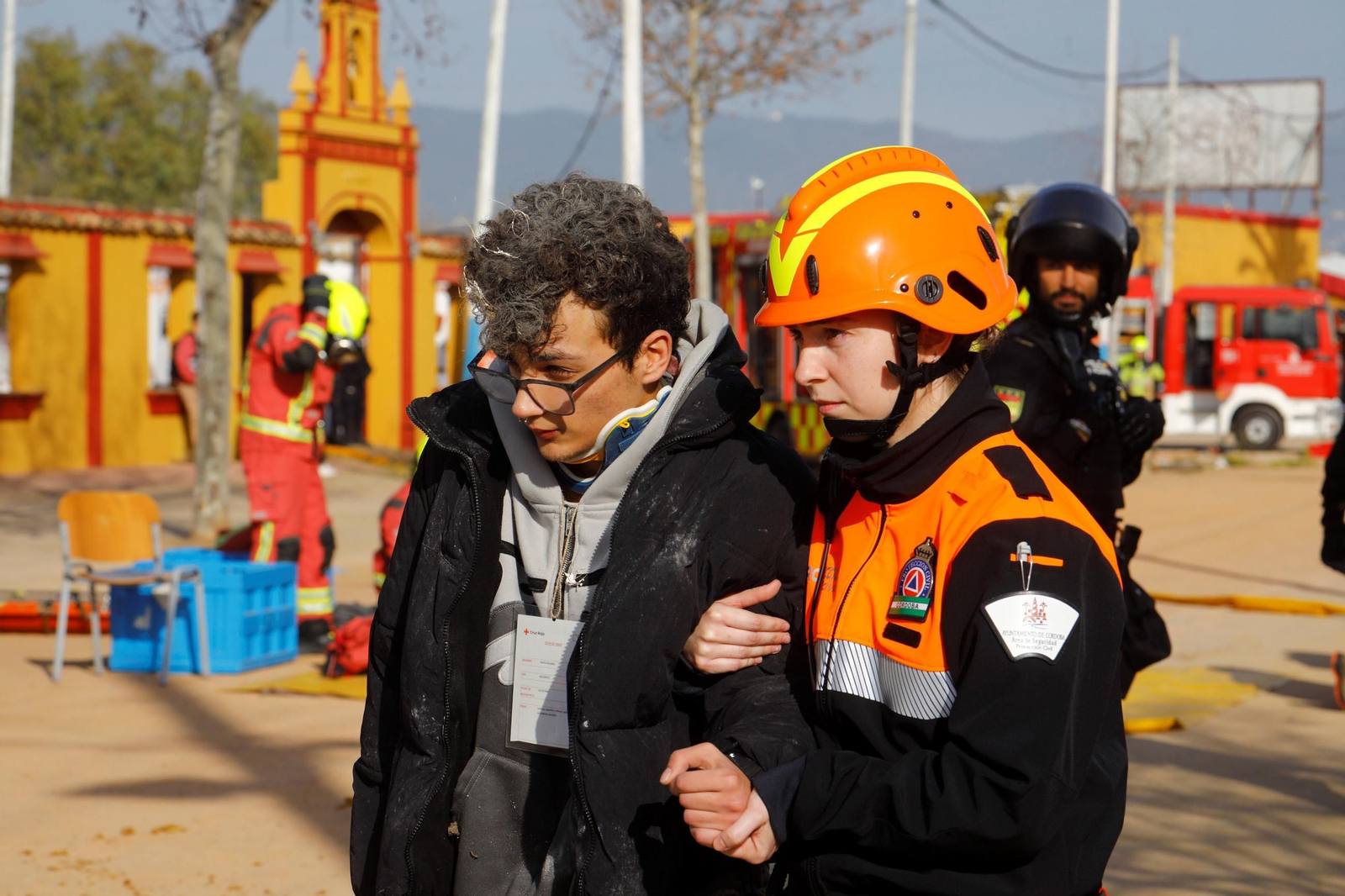 El simulacro de actuación ante una explosión en la Feria de Córdoba, en imágenes