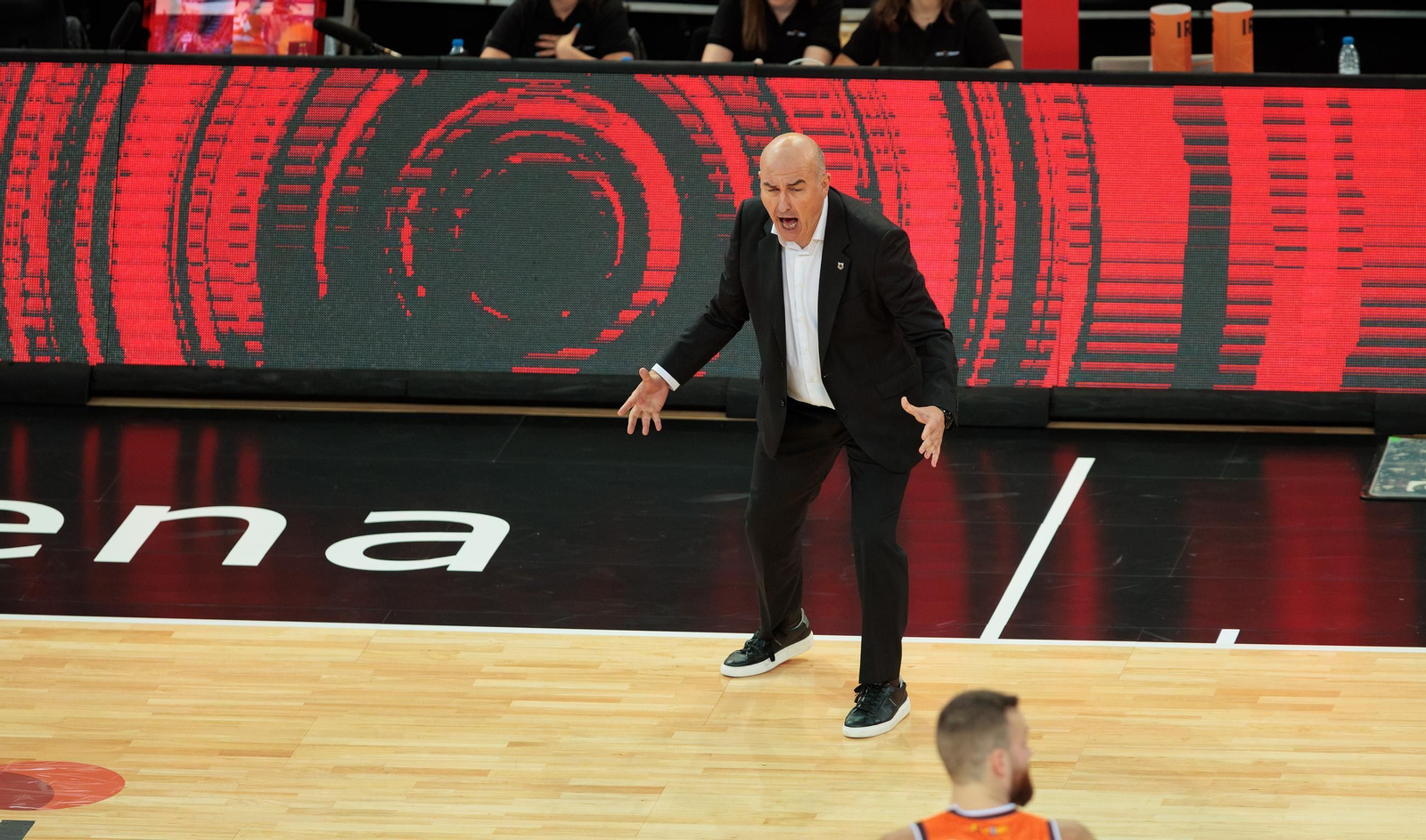 Jaume Ponsarnau es el técnico del Surne Bilbao Basket.