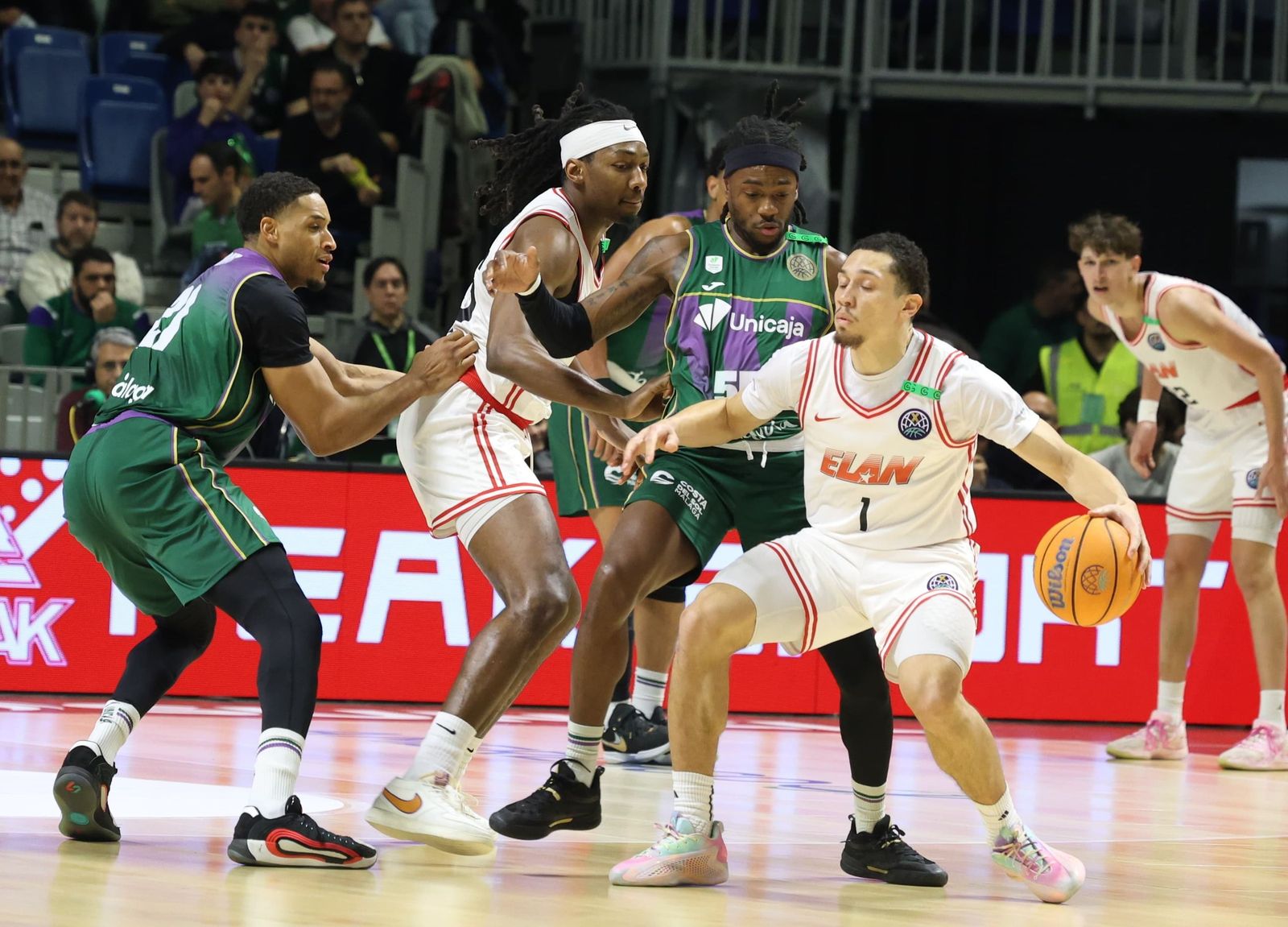 El Unicaja-Elan Chalon, en fotos