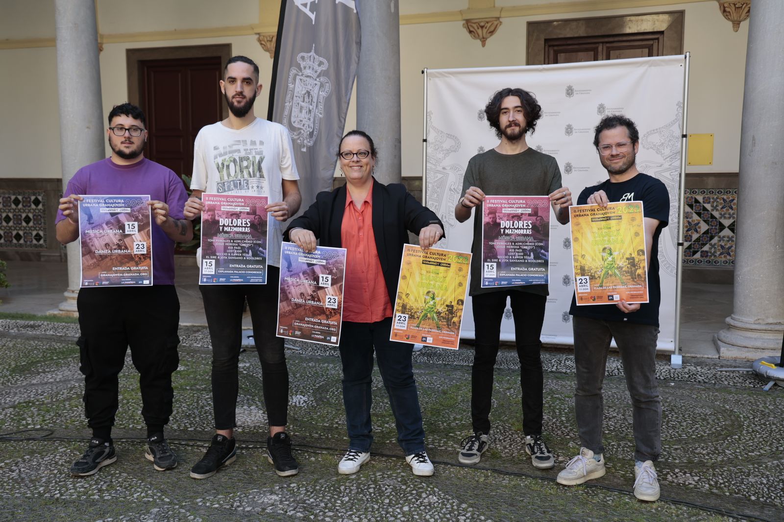 La concejala de Juventud, Sandra Rodríguez Salas, el colectivo 'La frontera Underground' y  la escuela de danza Basmove