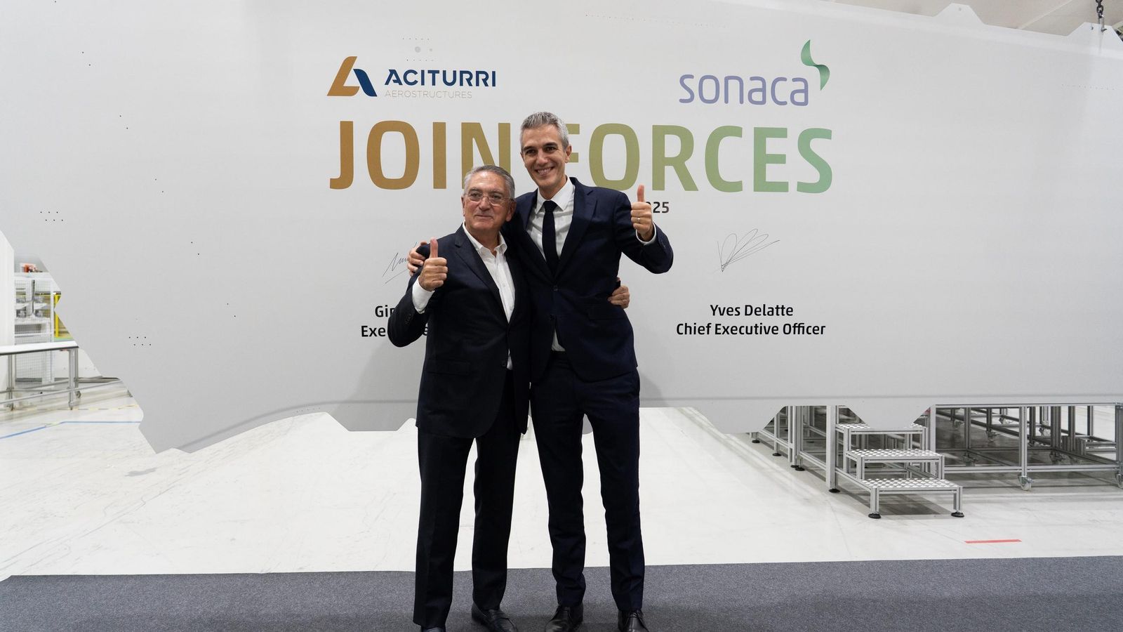 Firma del acuerdo entre Sonaca y Aciturri para crear un nuevo gigante industrial europeo