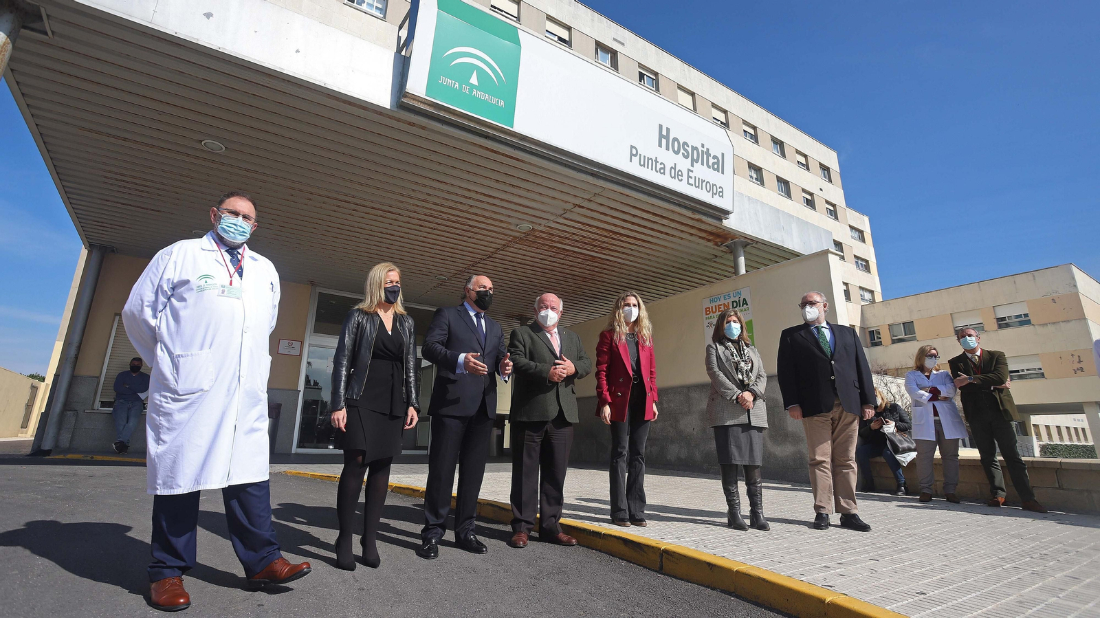 Visita de Jesús Aguirre al hospital Punta Europa en Algeciras