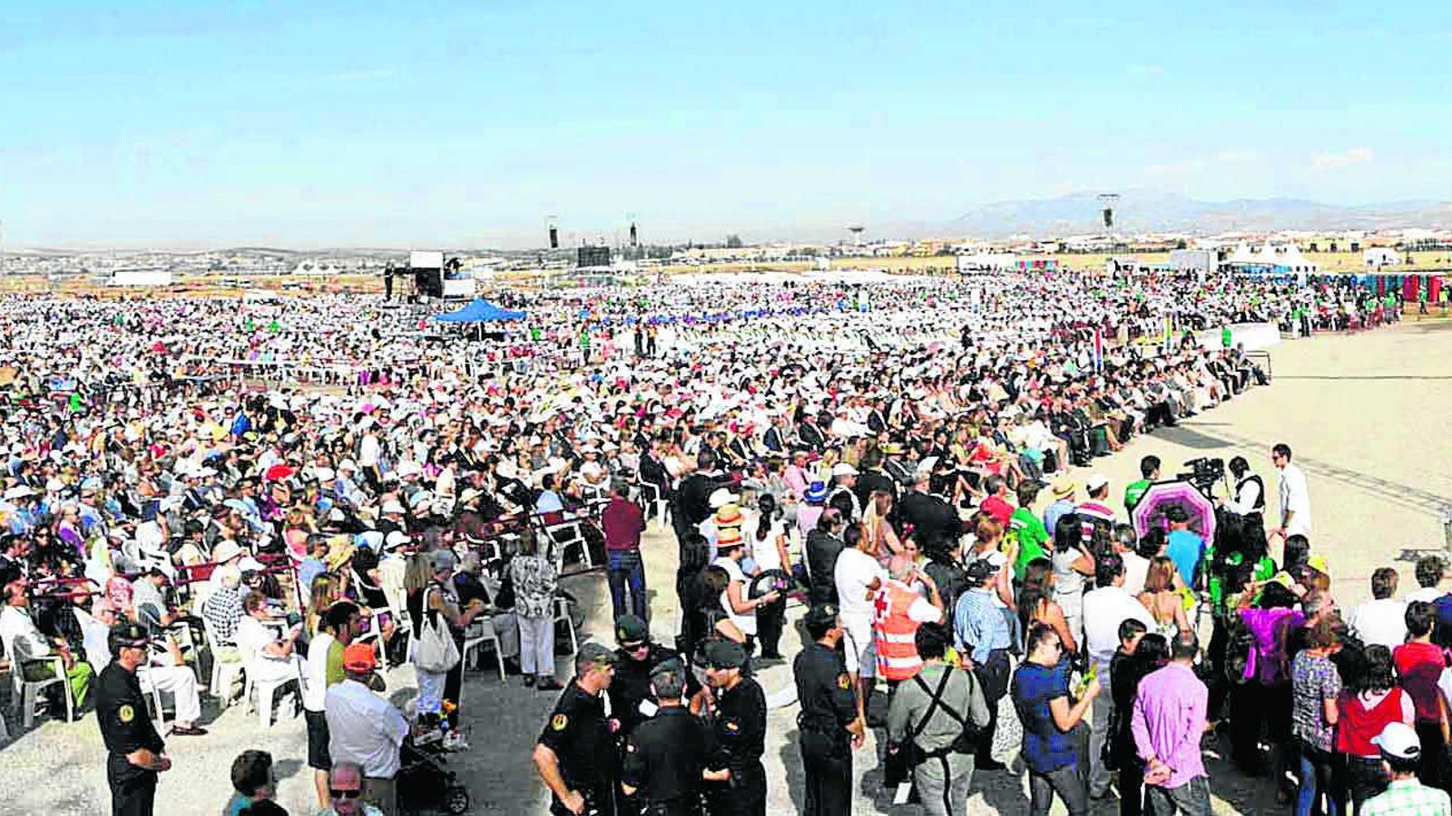 La ceremonia de la beatificación de Fray Leopoldo se celebró en la Base Aérea de Armilla.