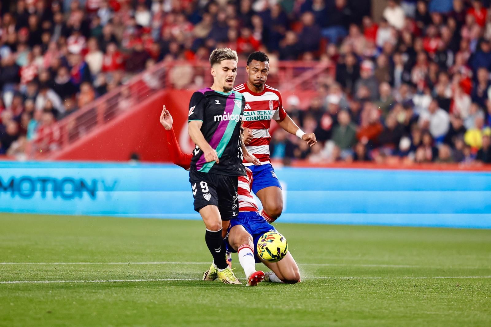 El Granada-Málaga CF, en fotos