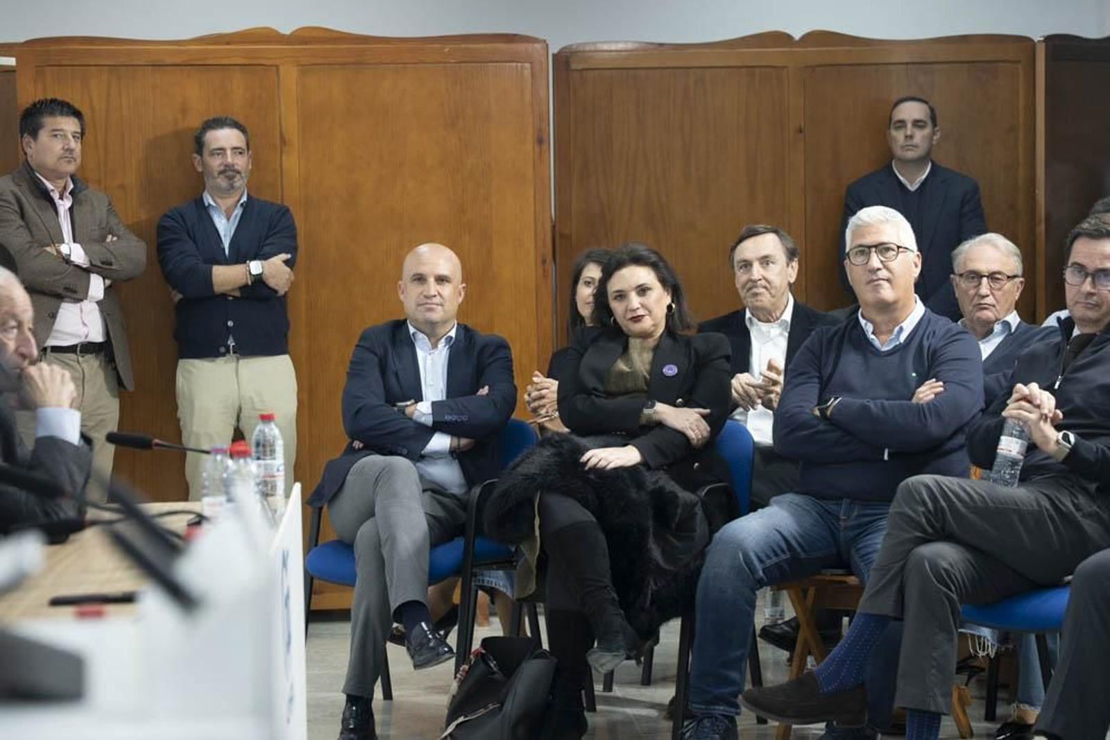 Las imágenes de la junta en la que el PP de Almería se renueva