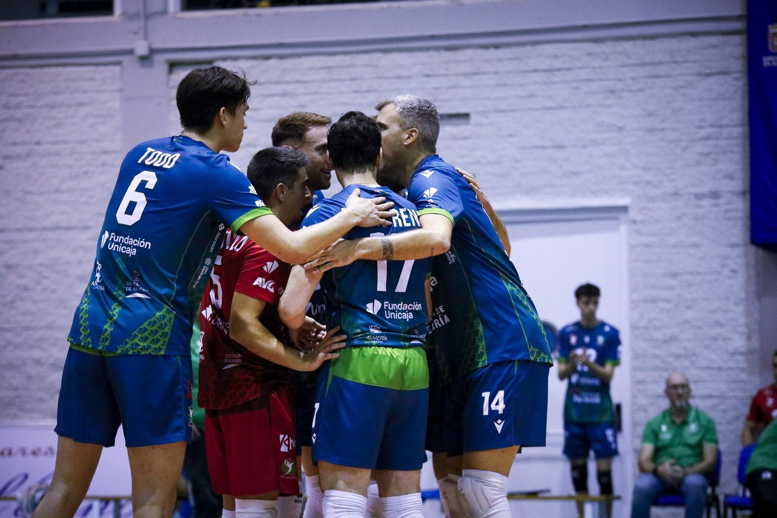 Unicaja Costa de Almería-Arenal Emeve de la Superliga, en imágenes