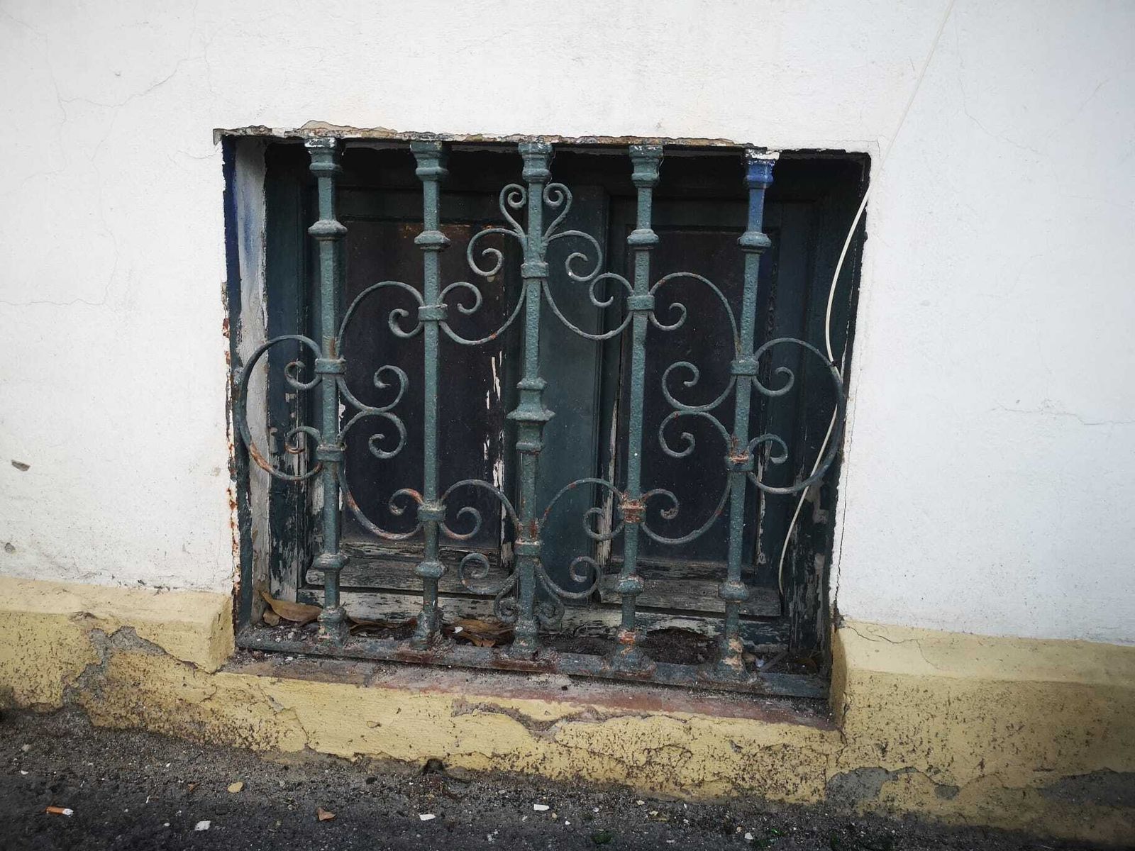 El deprorable estado del teatro Lope de Vega.