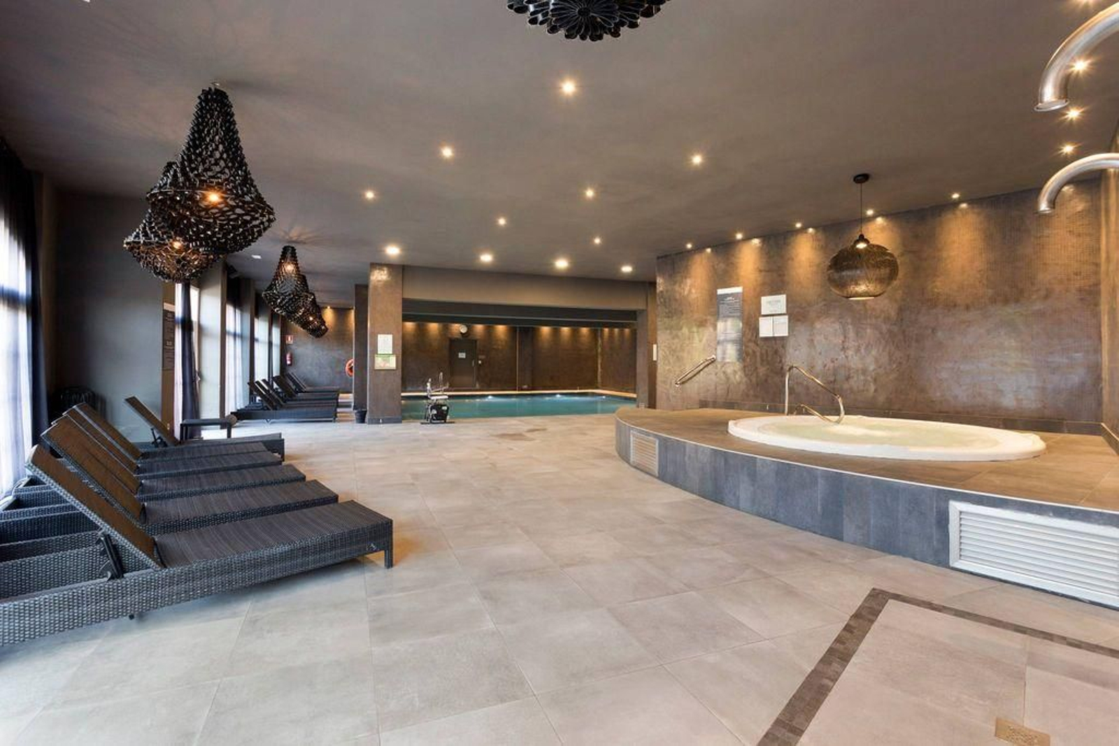 ¿Te gustaría vivir en un lujoso hotel y disfrutar de todos sus servicios? En esta playa de Huelva es posible ¿Te gustaría vivir en un lujoso hotel y disfrutar de todos sus servicios? En esta playa de Huelva es posible
