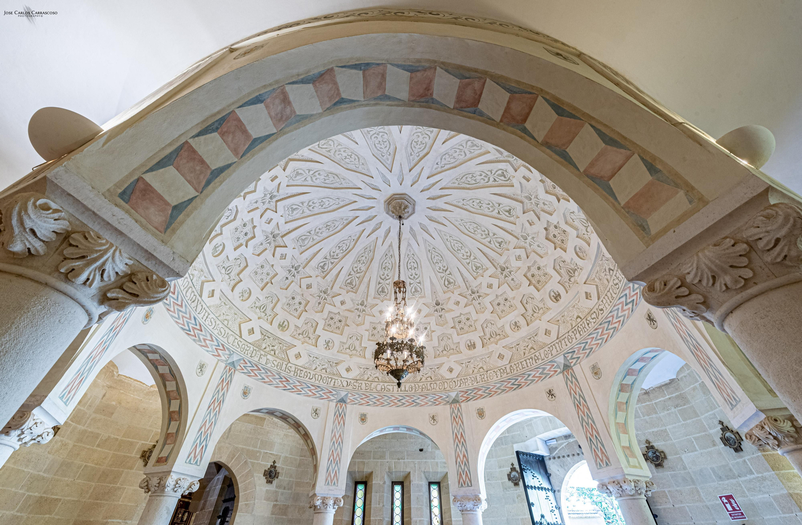 Una cúpula sevillana en el espectacular castillo de Almodóvar del Río.