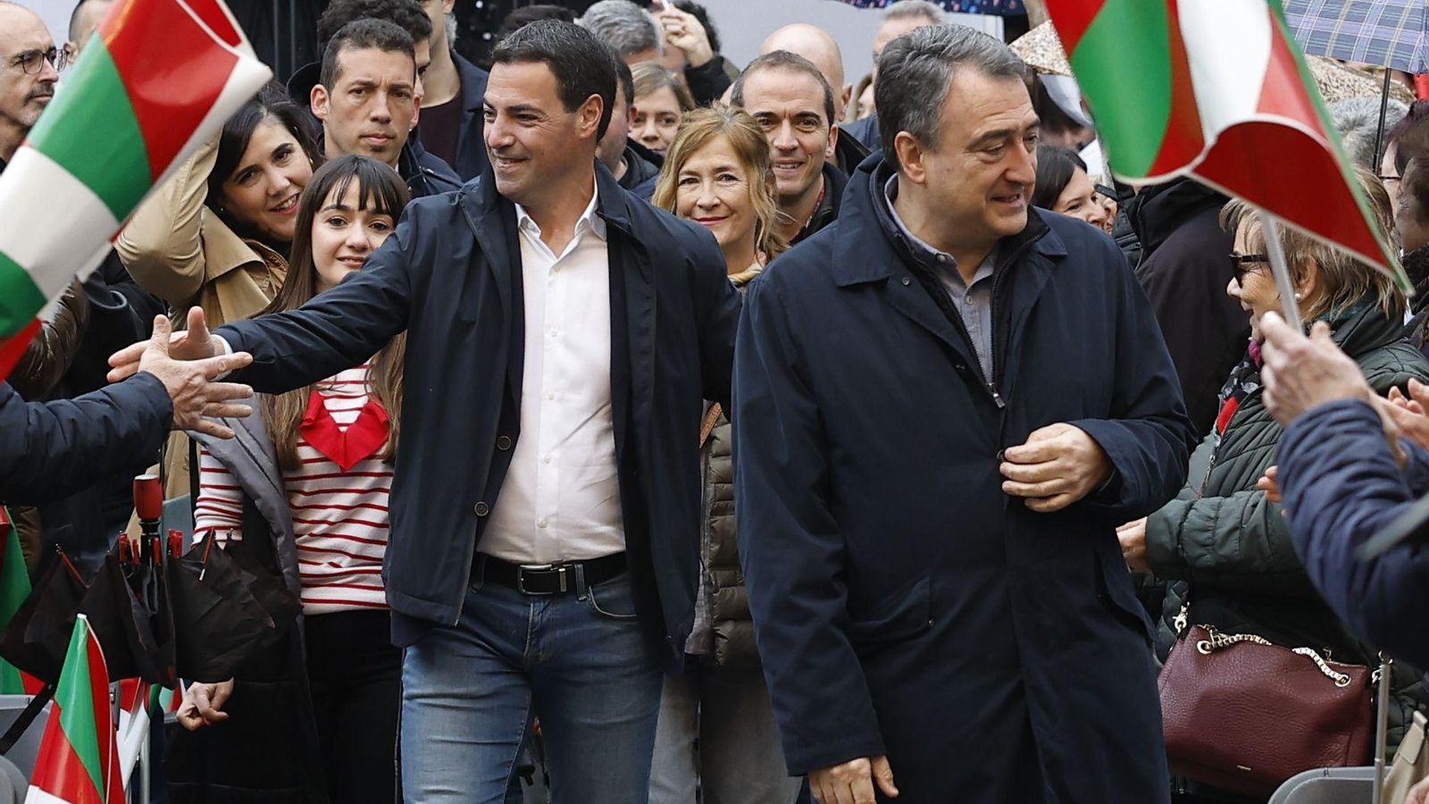 Aitor Estaban e Imanol Pradales, este domingo en Bilbao.