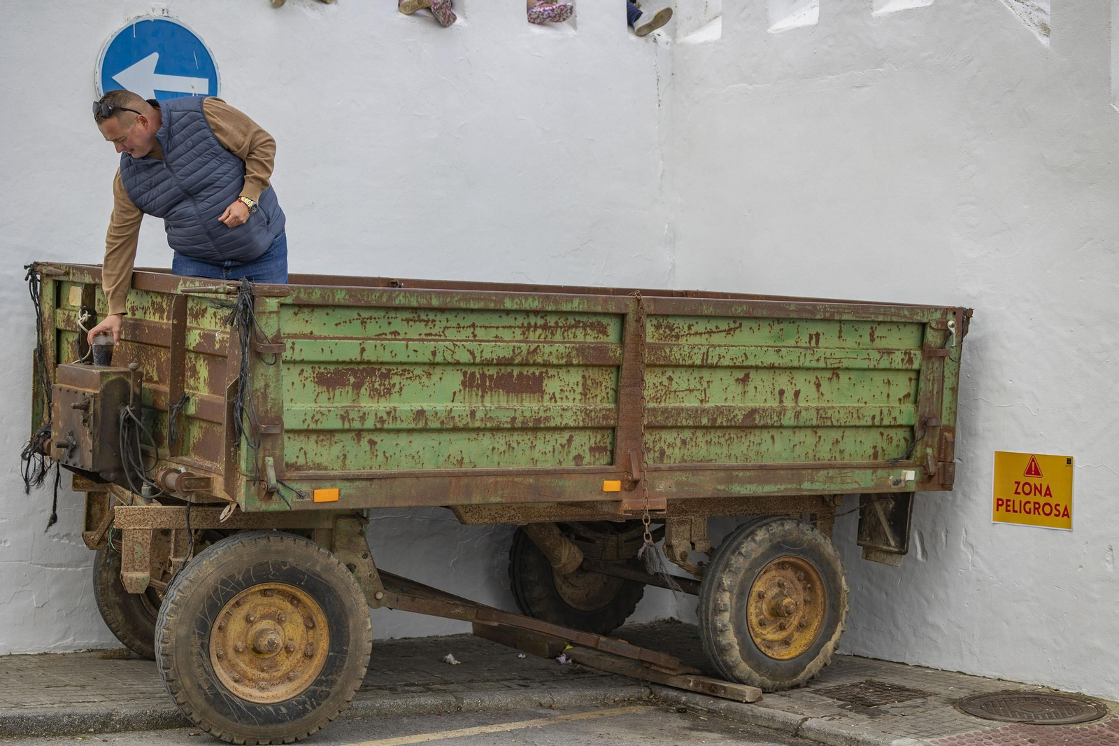 Las imágenes del Toro Embolao de Vejer 2025