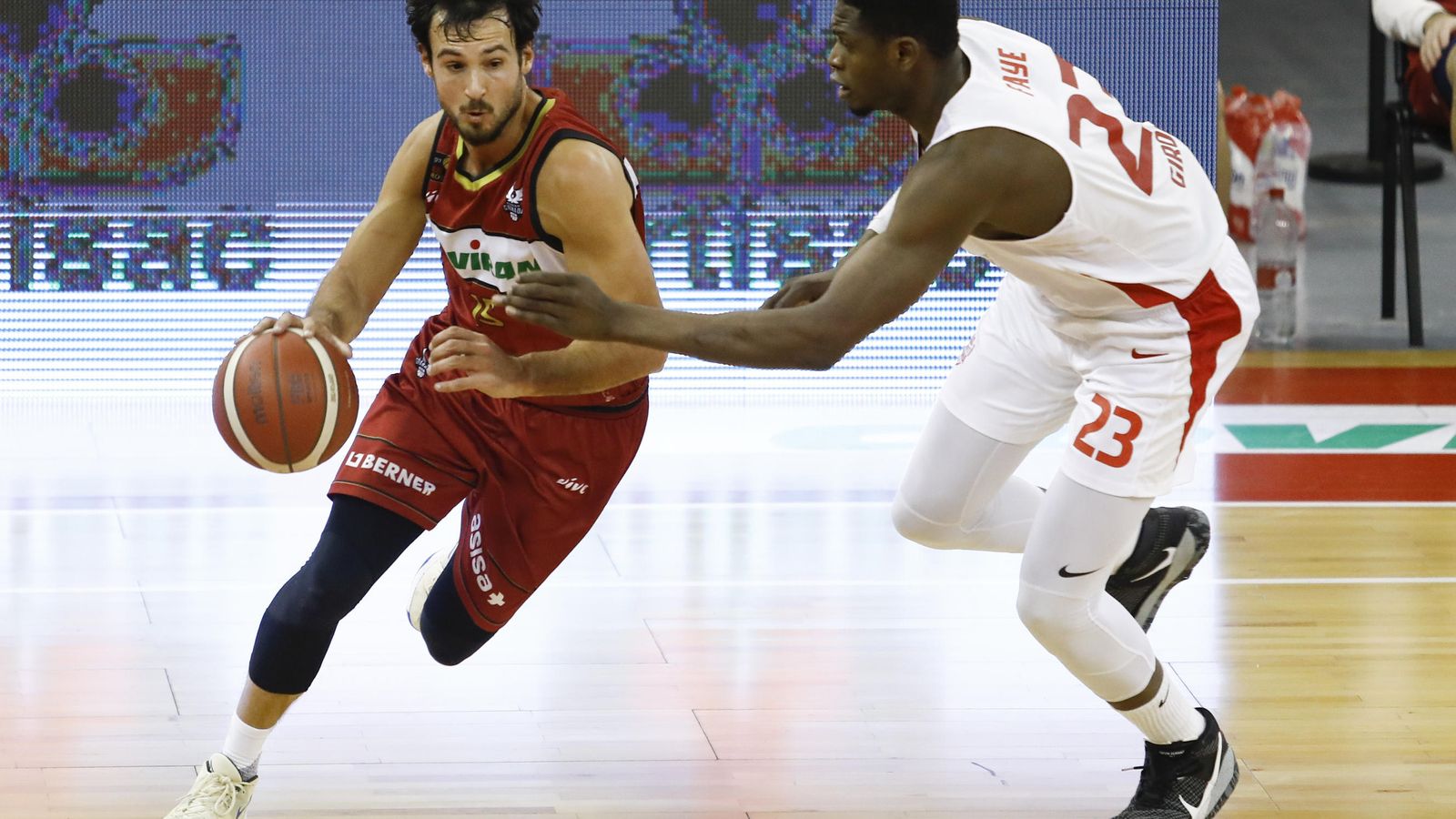 Lluís Costa  volvió a ser uno de los jugadores más acertados ante el Girona.