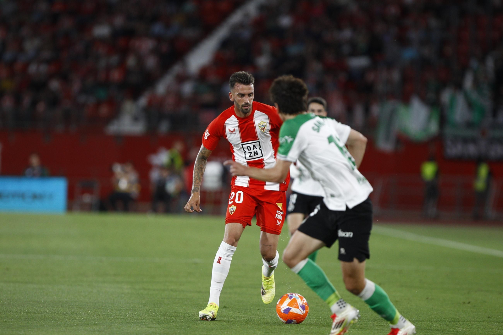 U.D. Almería-Racing de Santander, en imágenes