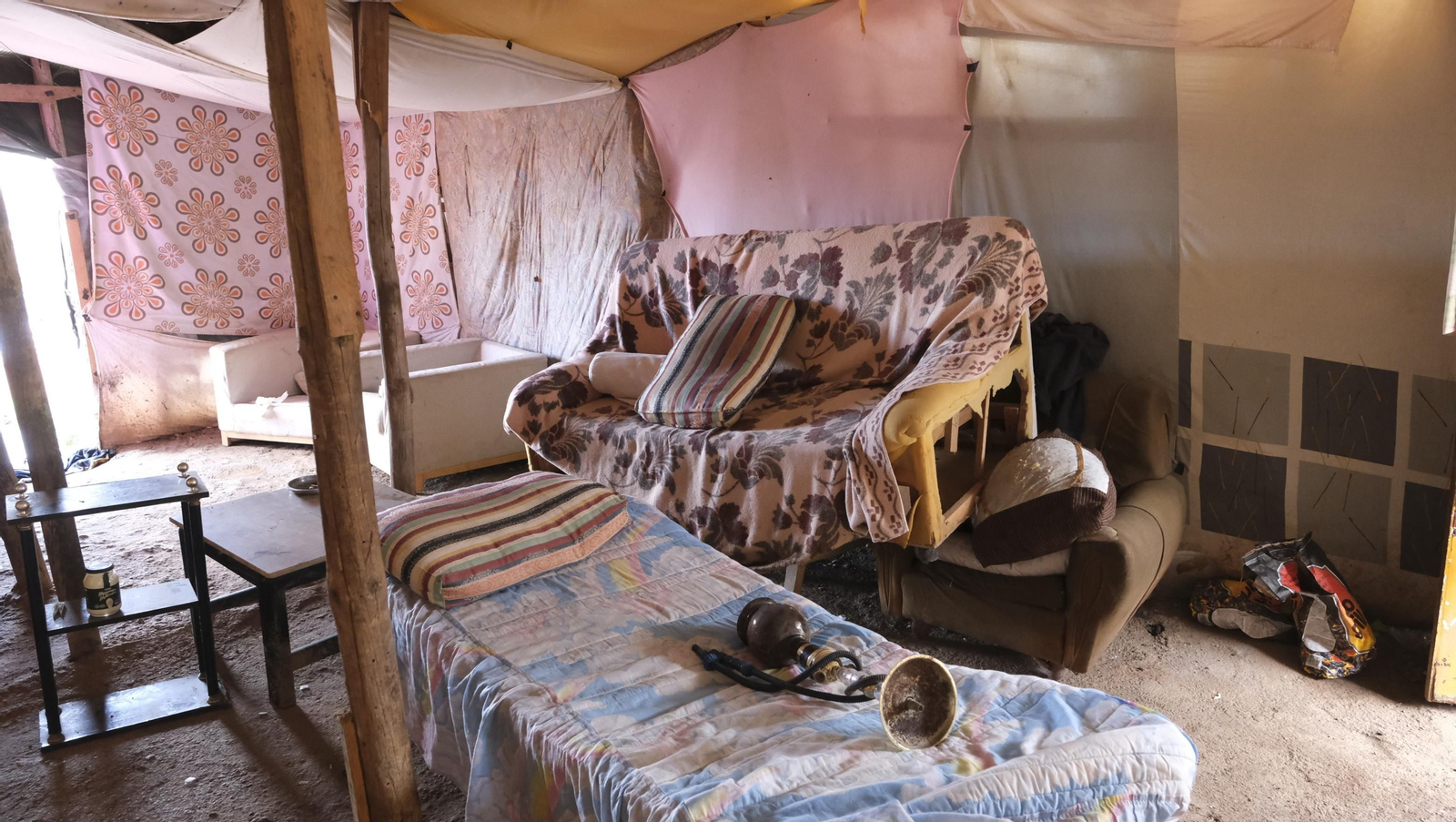 Imágenes del desalojo del asentamiento chabolista 'El Walili', en Níjar