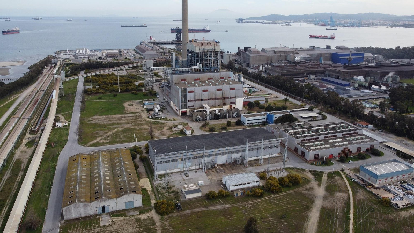 Actuales instalaciones de la térmica de Los Barrios.