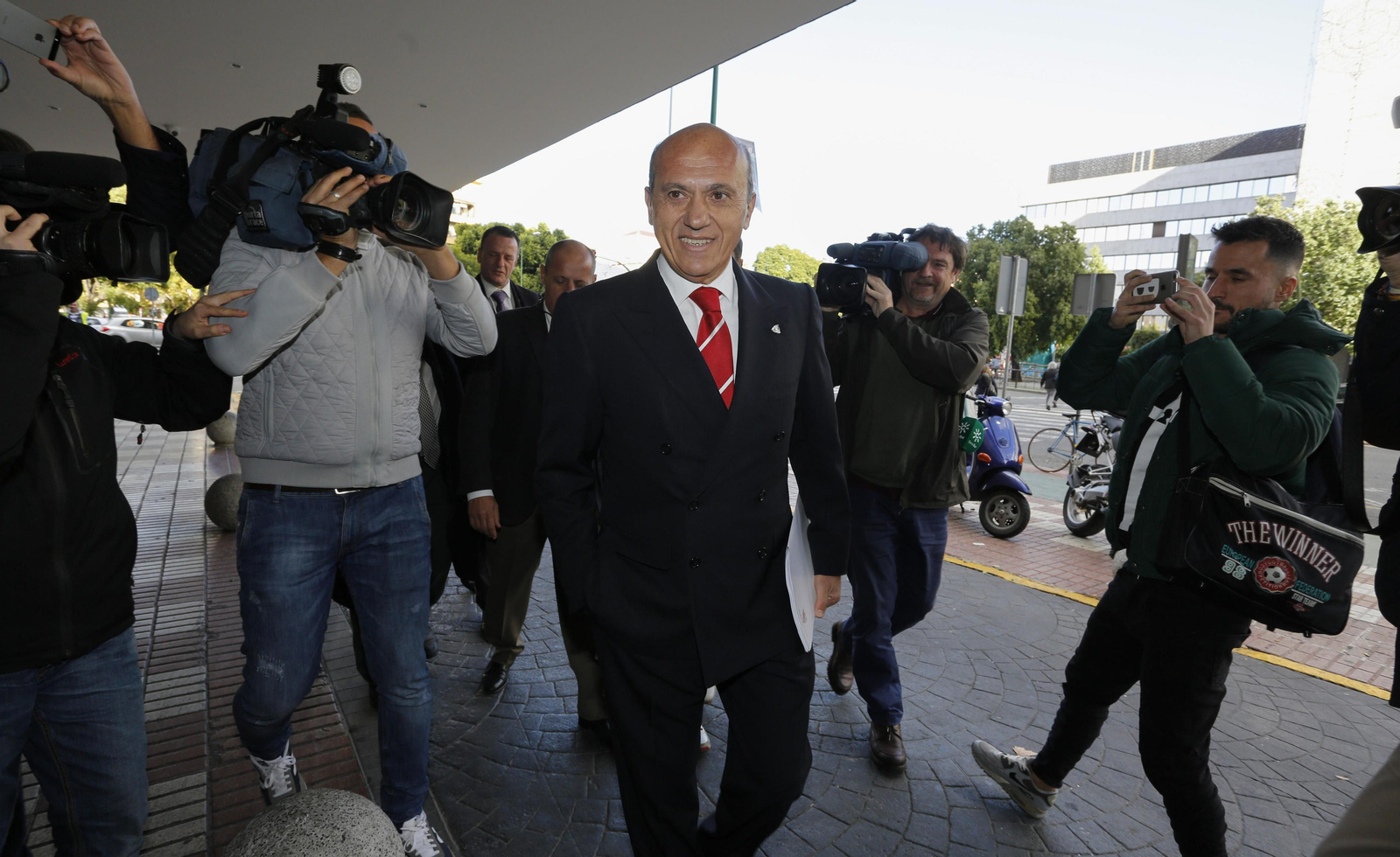 La Junta General del Accionistas del Sevilla FC, en imágenes