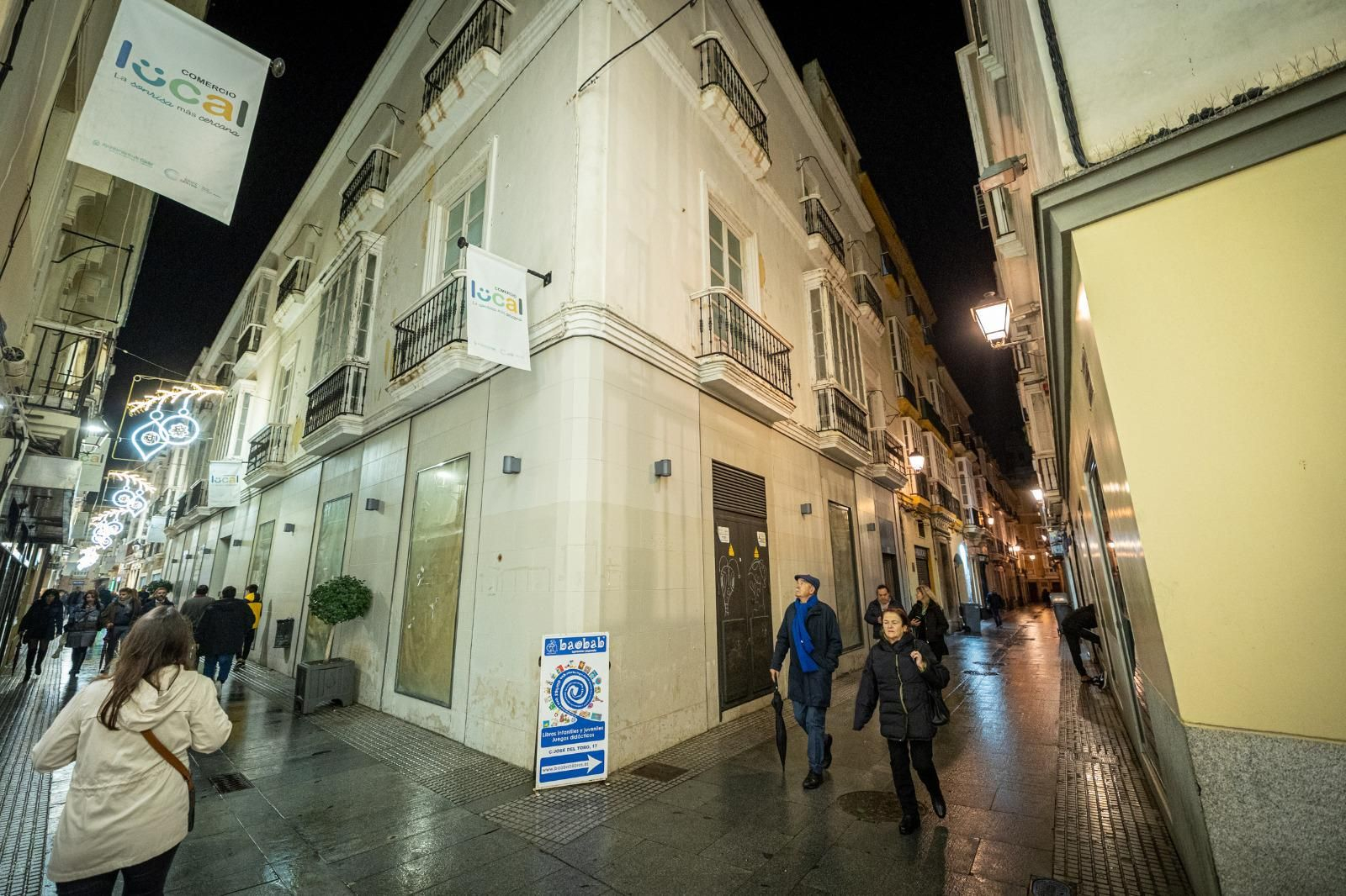 Las luces de Navidad en Cádiz, en imágenes