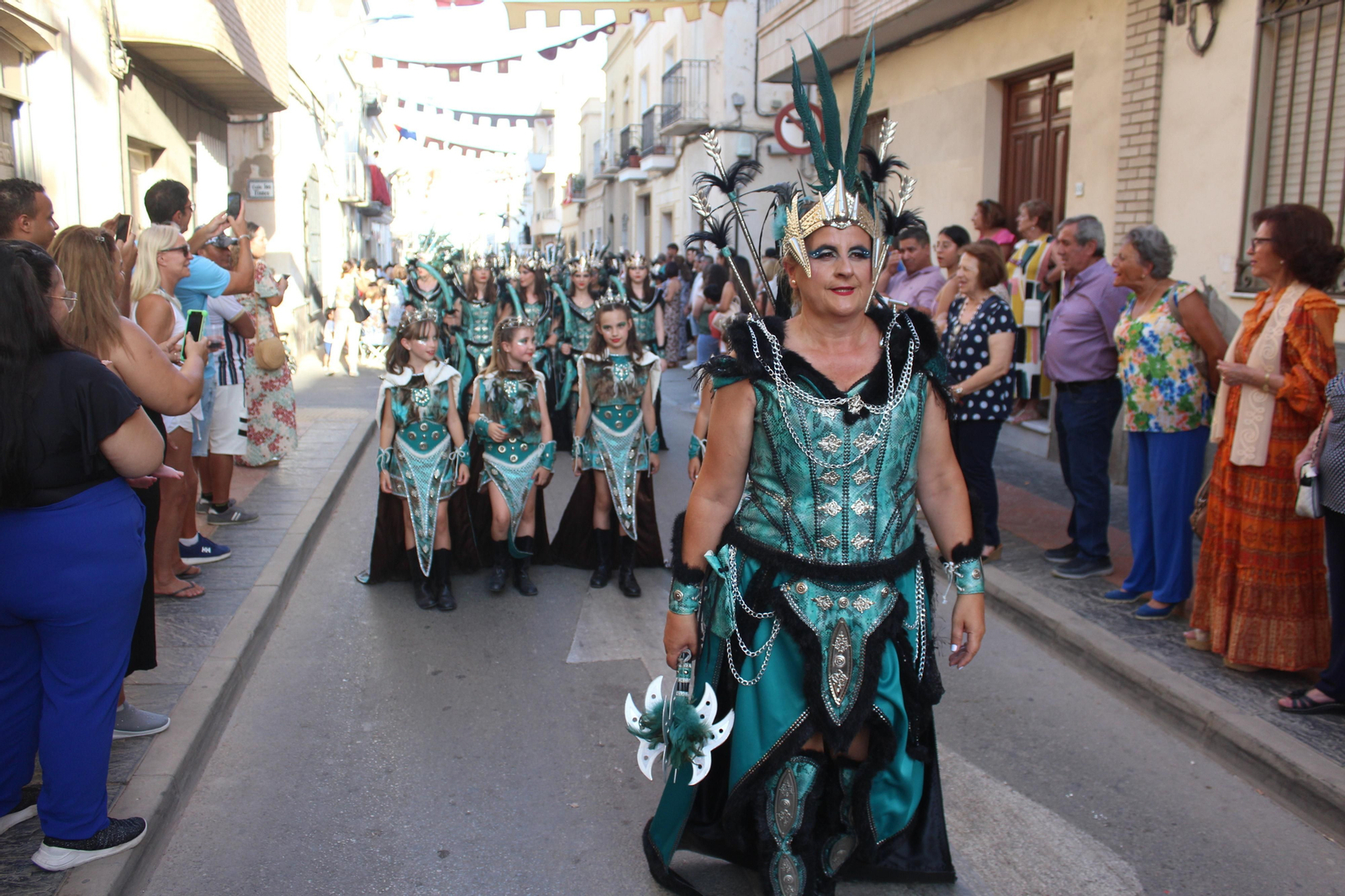El desfile de Moros y Cristianos de Vera, en imágenes