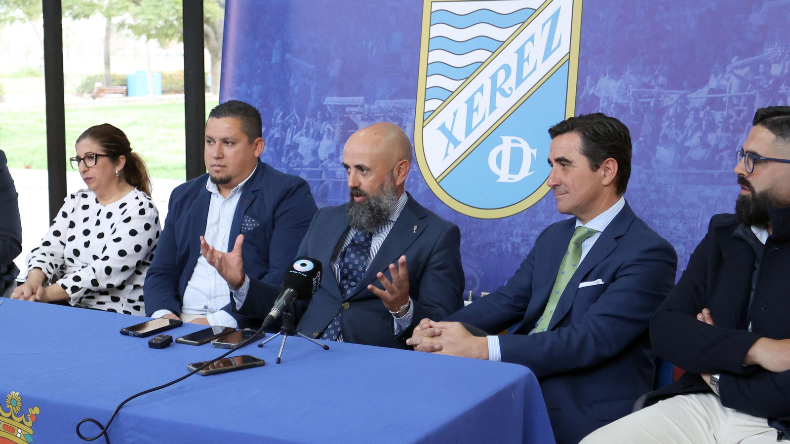 El nuevo consejo de administración del Xerez CD El nuevo consejo de administración del Xerez CD