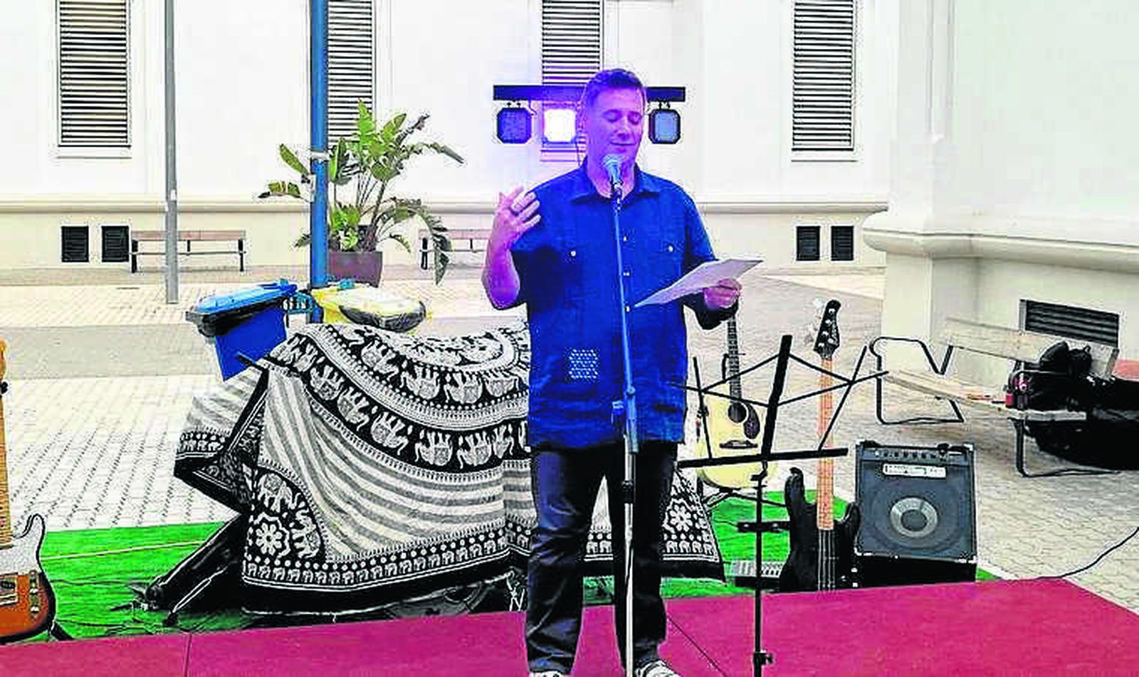 Carlos Latre, durante el pregón de la Guayabera.