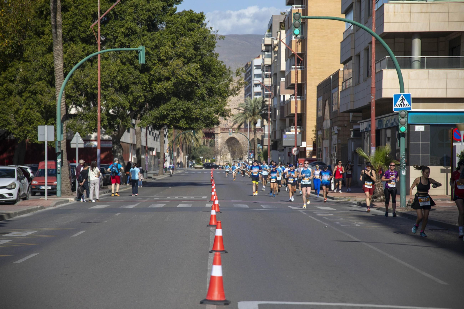 El Medio Maratón de Almería 2025, en imágenes