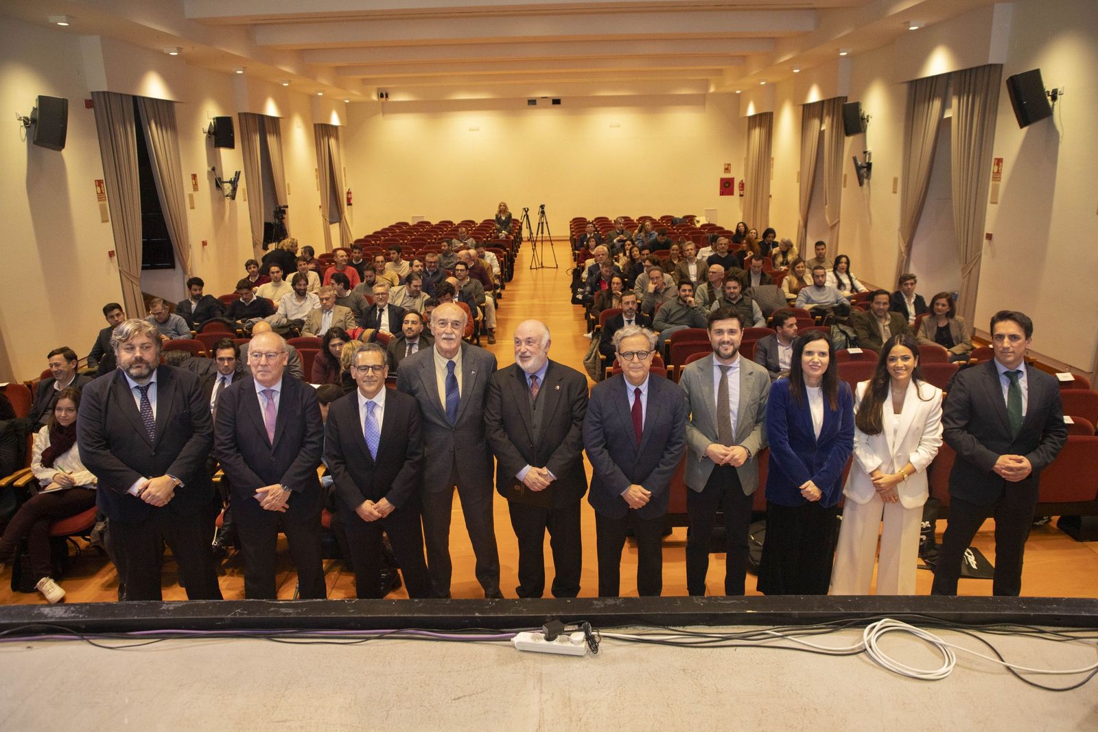 Inauguración de la jornadas sobre las oportunidades que ofrece la Base Logística en Córdoba.