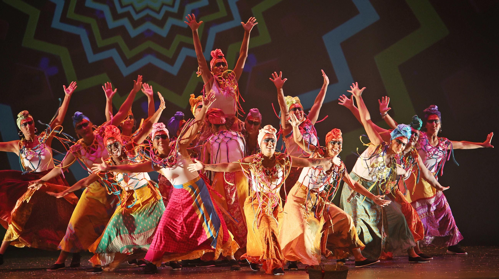 'África' el espectáculo de fin de curso de las Hermanas Sanchez en Jerez