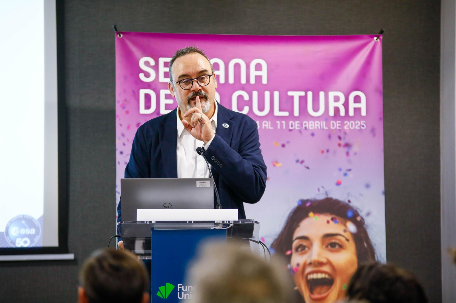 Semana de la Cultura UAL en Fundación Unicaja de Almería con Juan Luis Cano experto en defensa planetaria, en imágenes