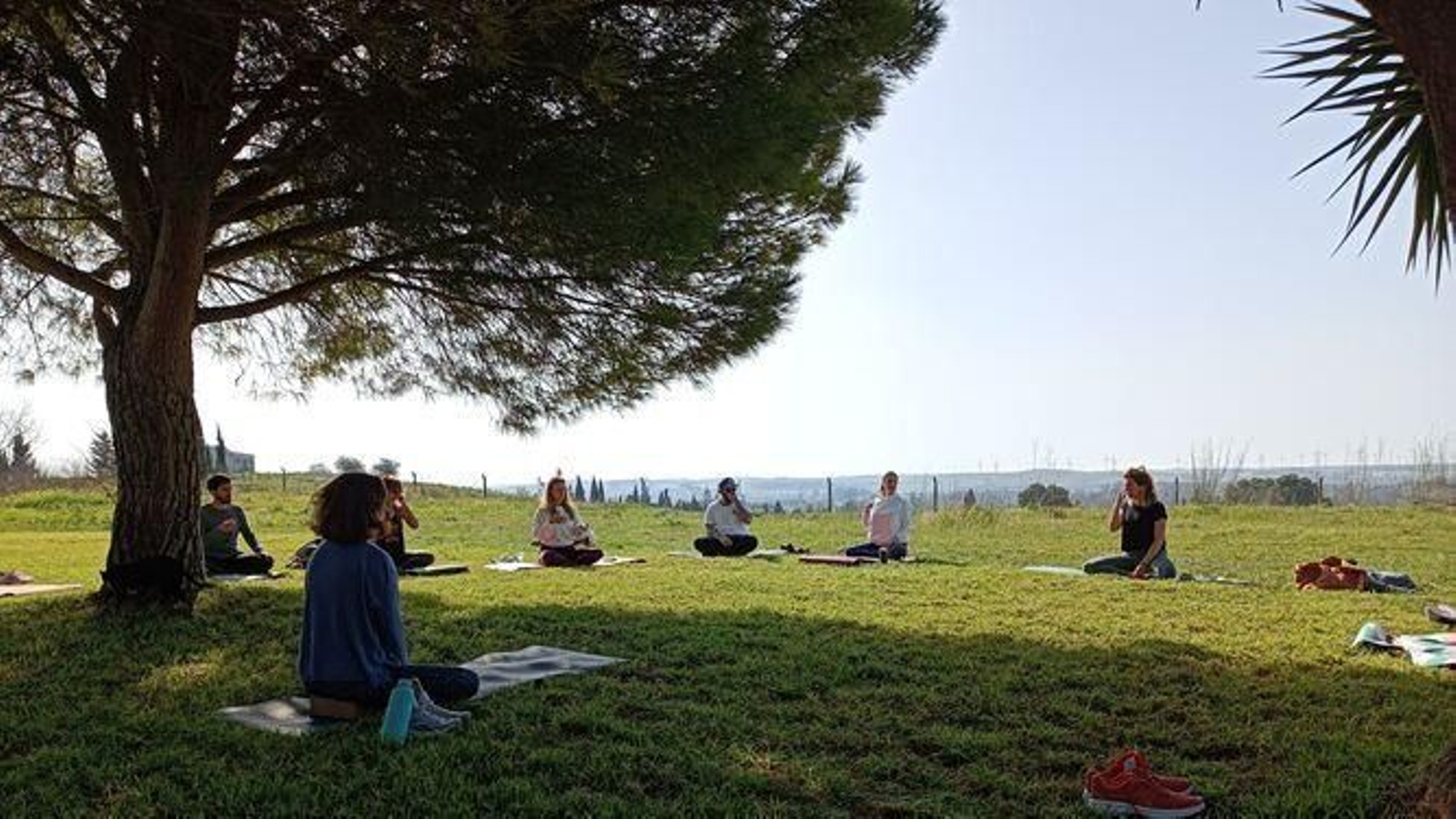 Respiración y yoga con Luz del Sur