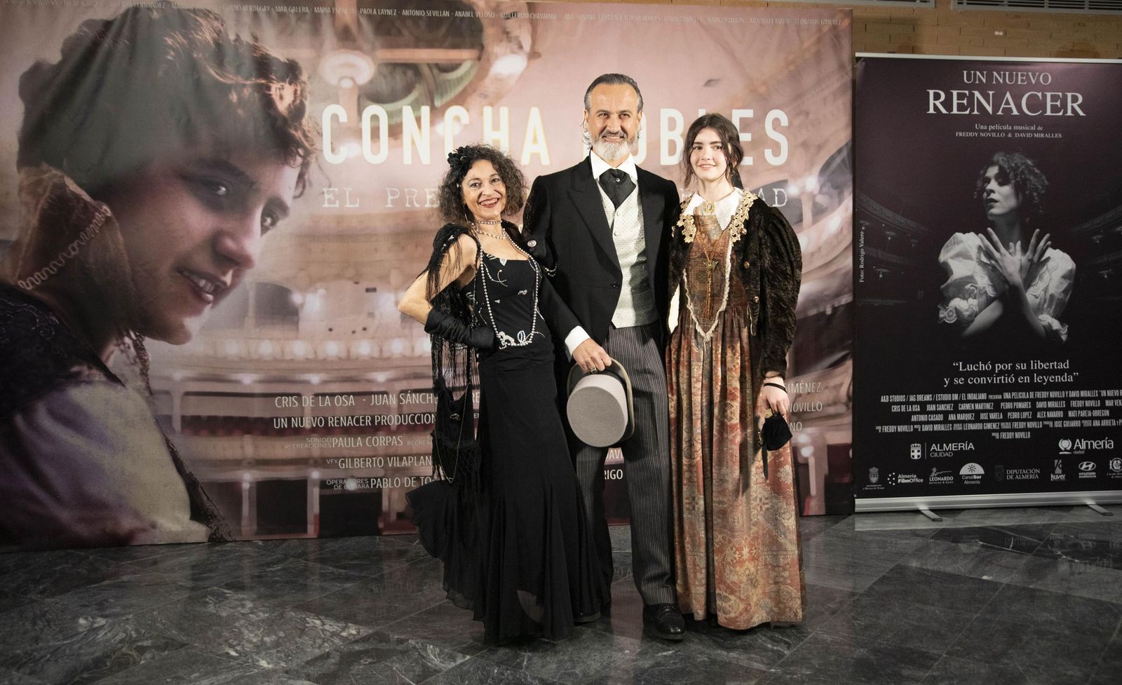 El estreno en Almería del largometraje documental "Concha Robles", en imágenes